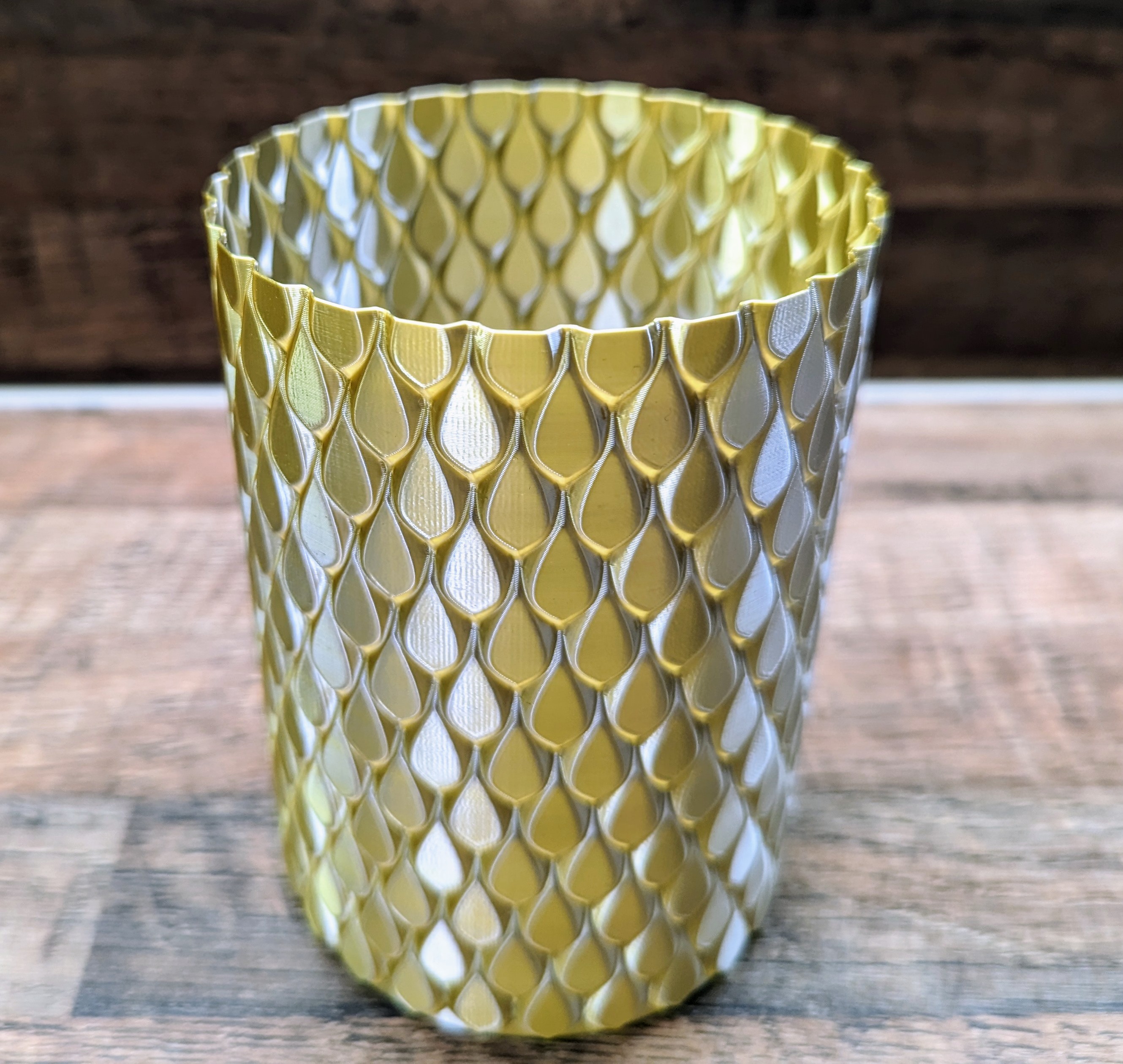 Vase #17 "Scalemail"
