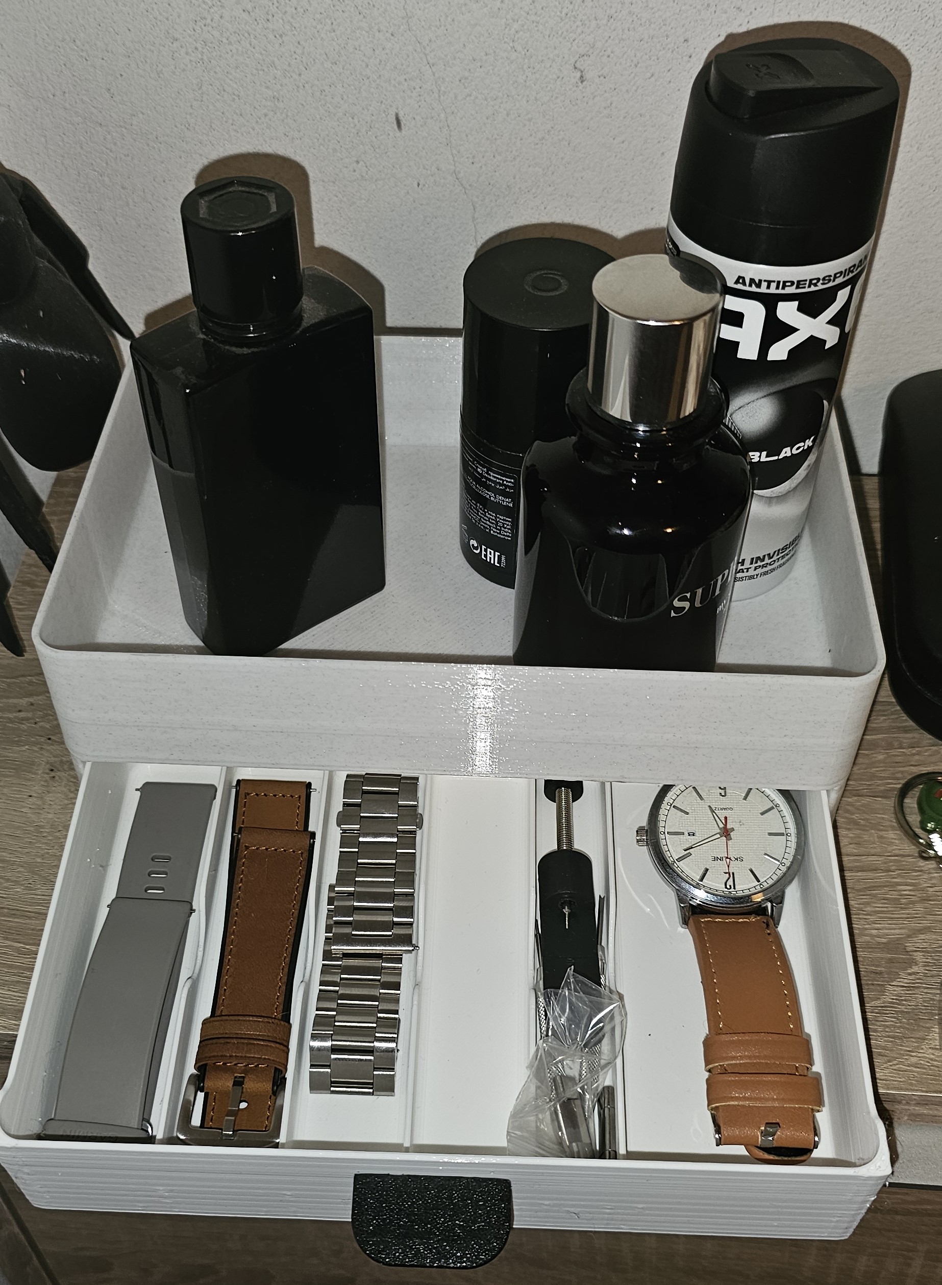 Storage drawer