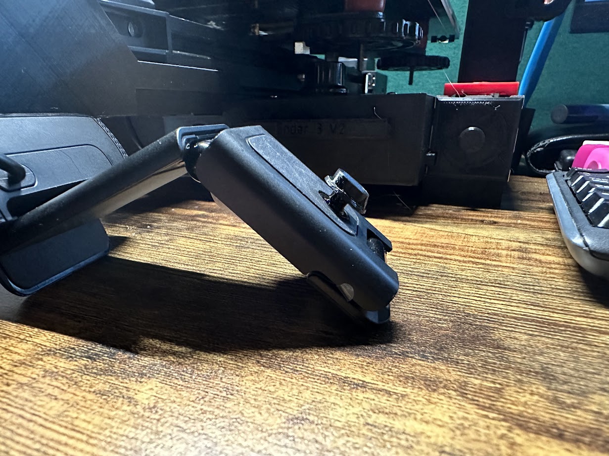 Logitech C920 Screw by Ariel | Download free STL model | Printables.com