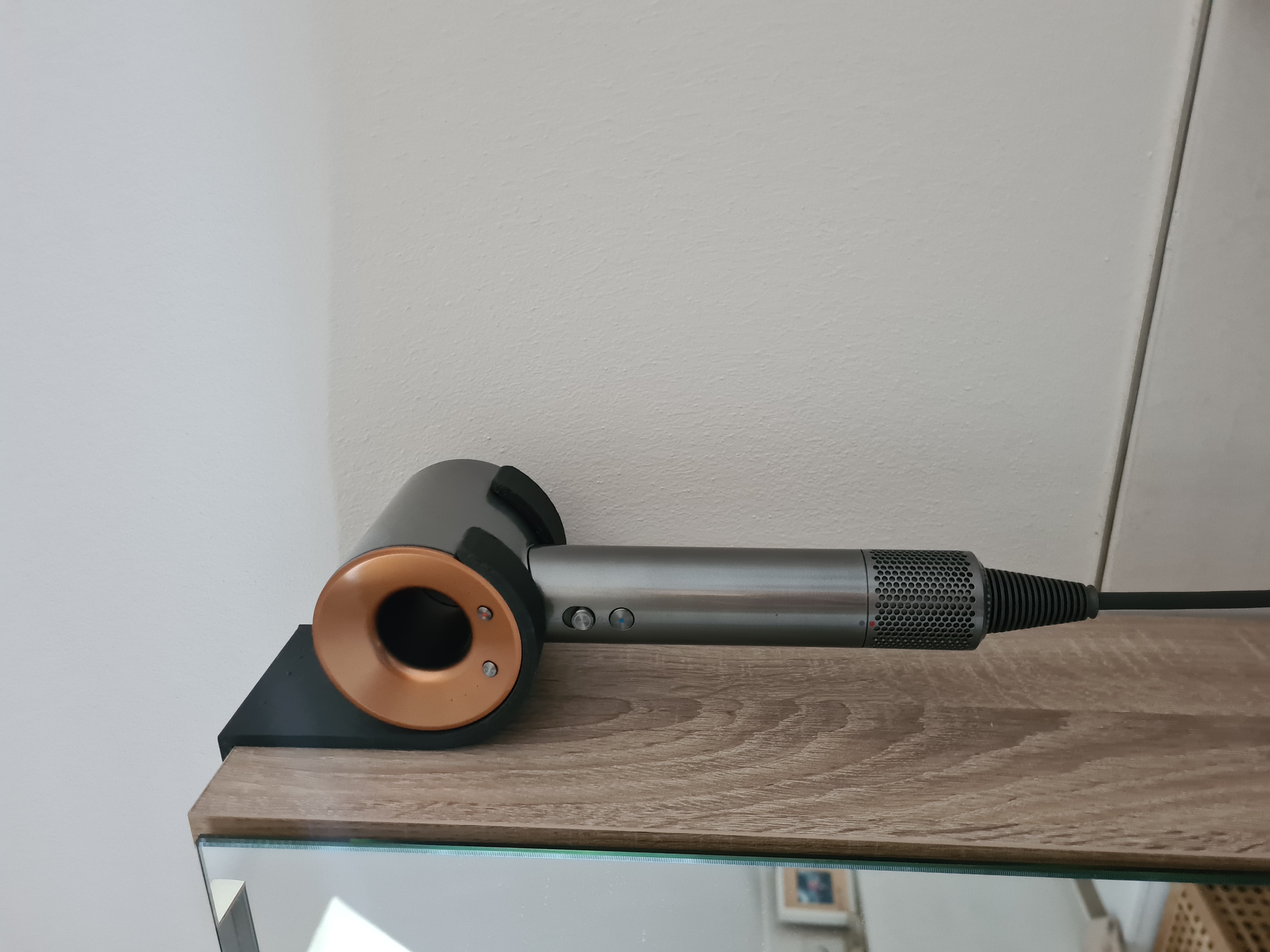 Dyson Supersonic Wandrobe Holder