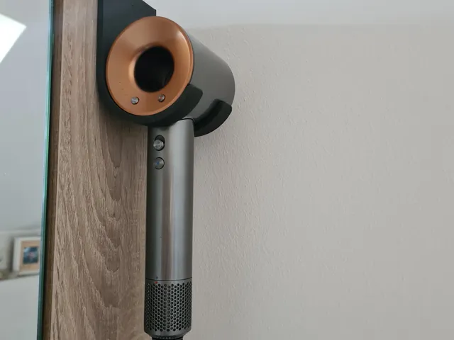 Dyson Supersonic Wandrobe Holder