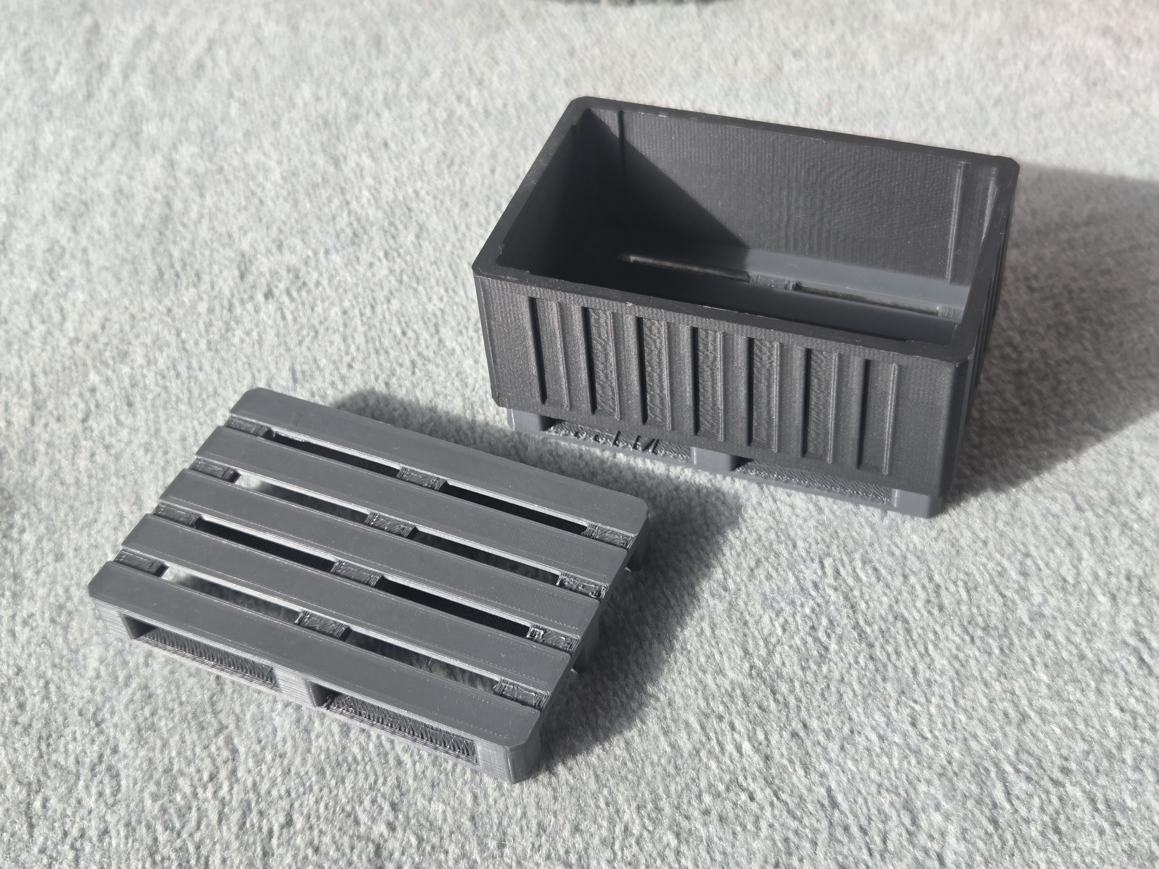 Playmobil Pallet with Stacking Frames / Palette mit Aufsteckrahmen