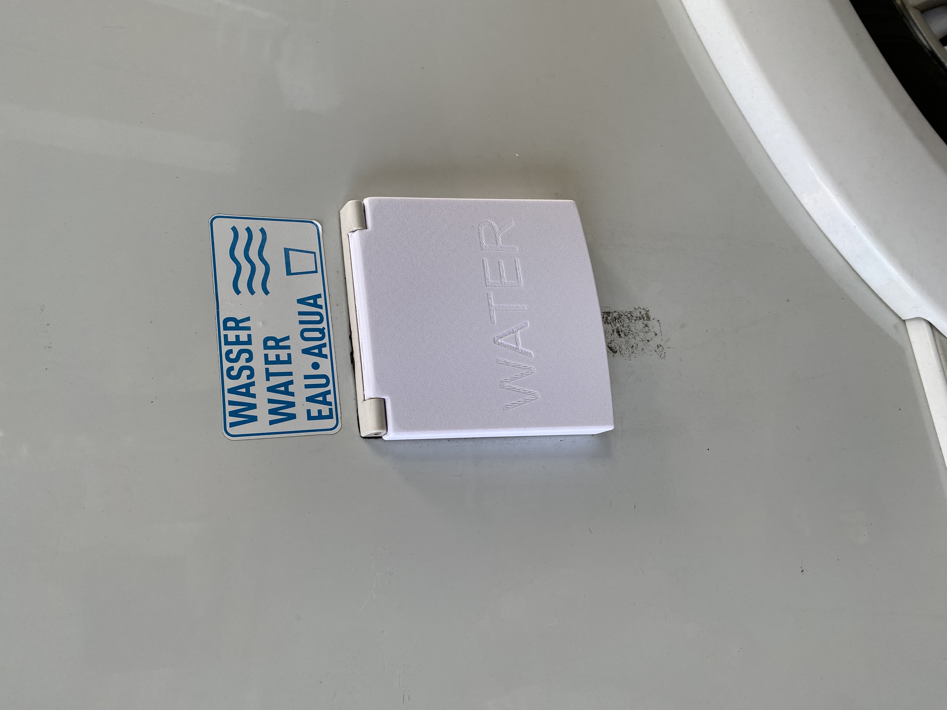 Water cap Fitting my Dethleffs Trend A5887 by Andreas Download free