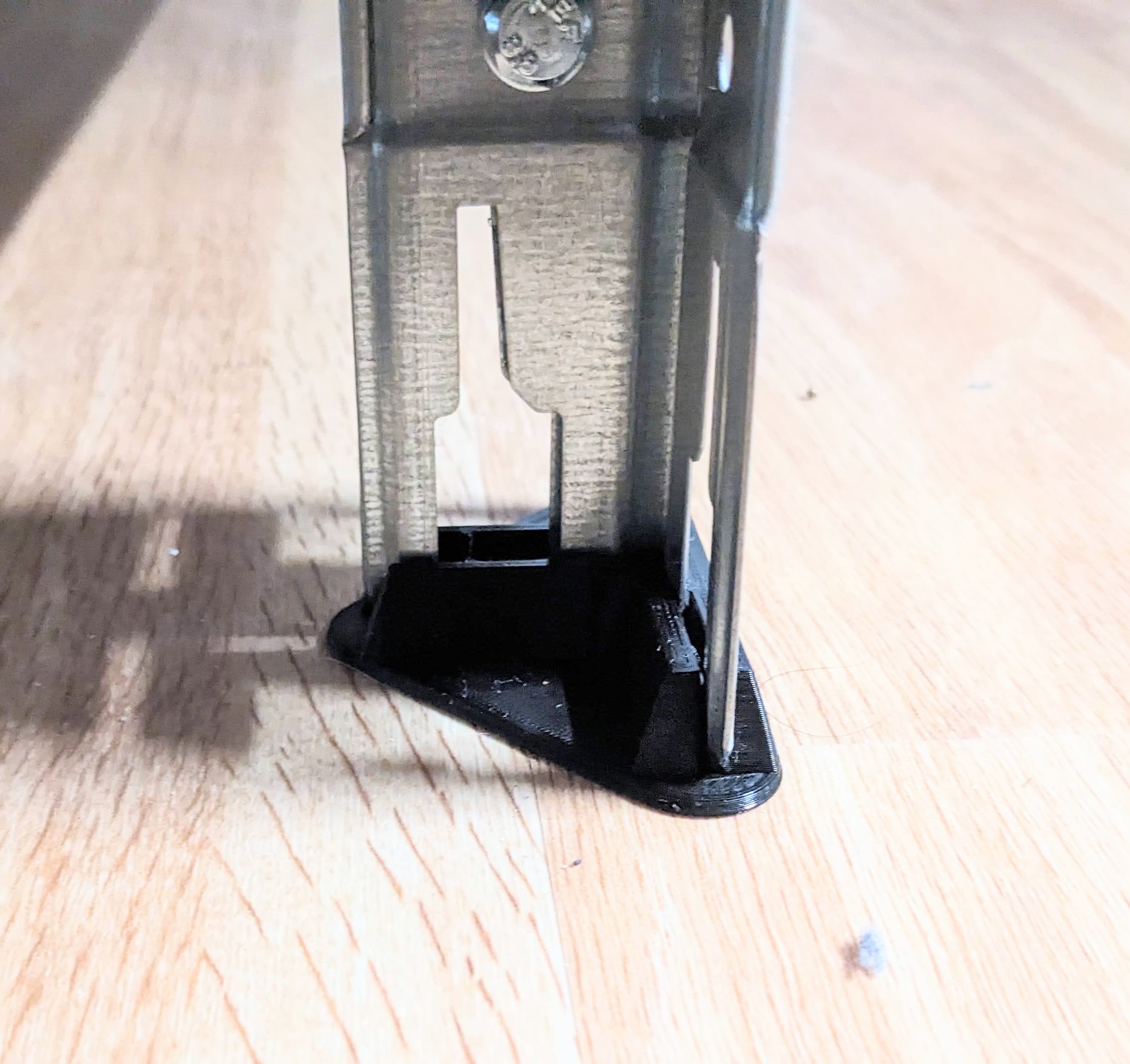 Shelf feet Tshaped by Andun_HH Download free STL model