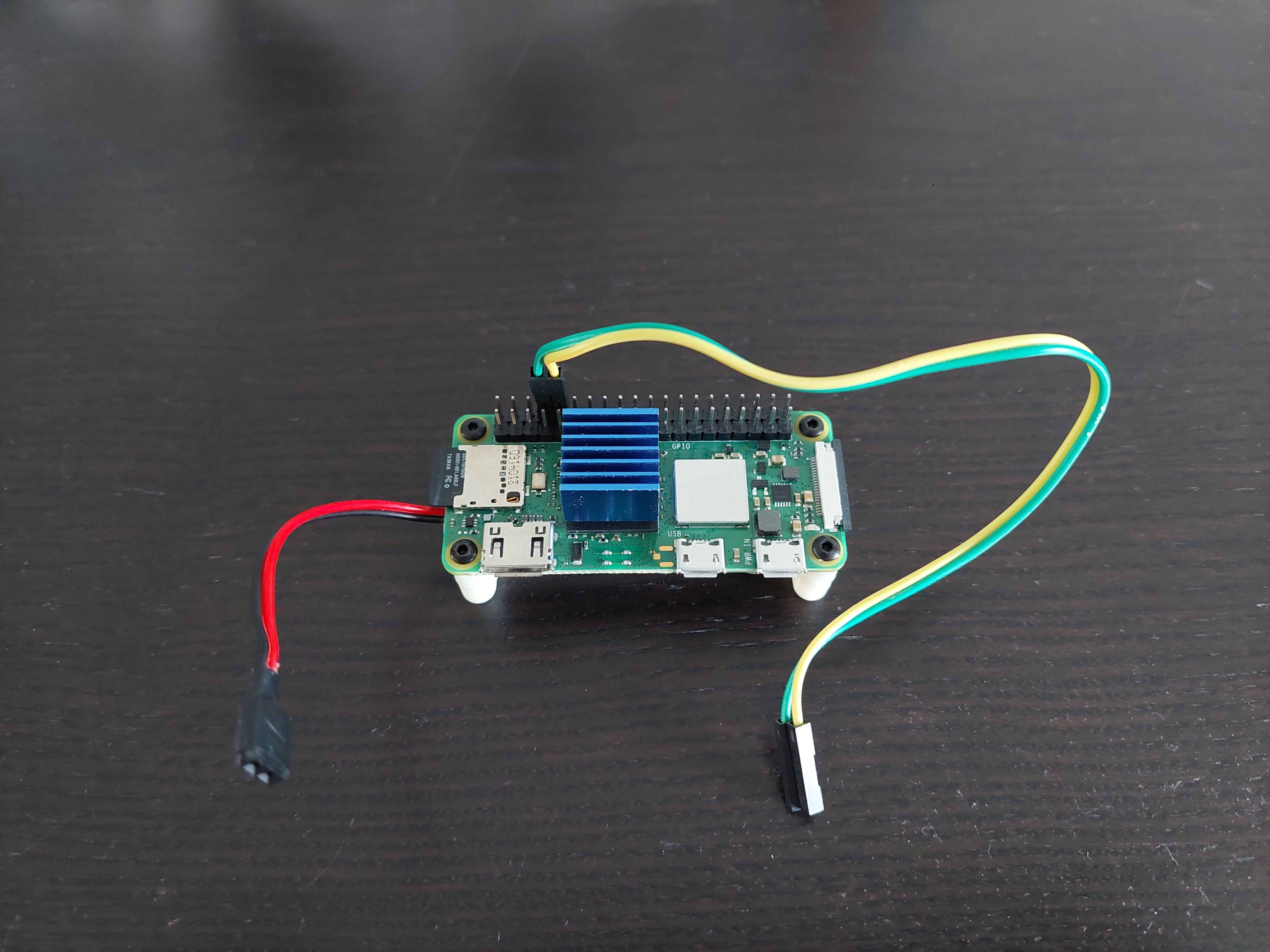 Raspberry Pi Zero 2 W DIN rail mount clamp by KarolNI Download free