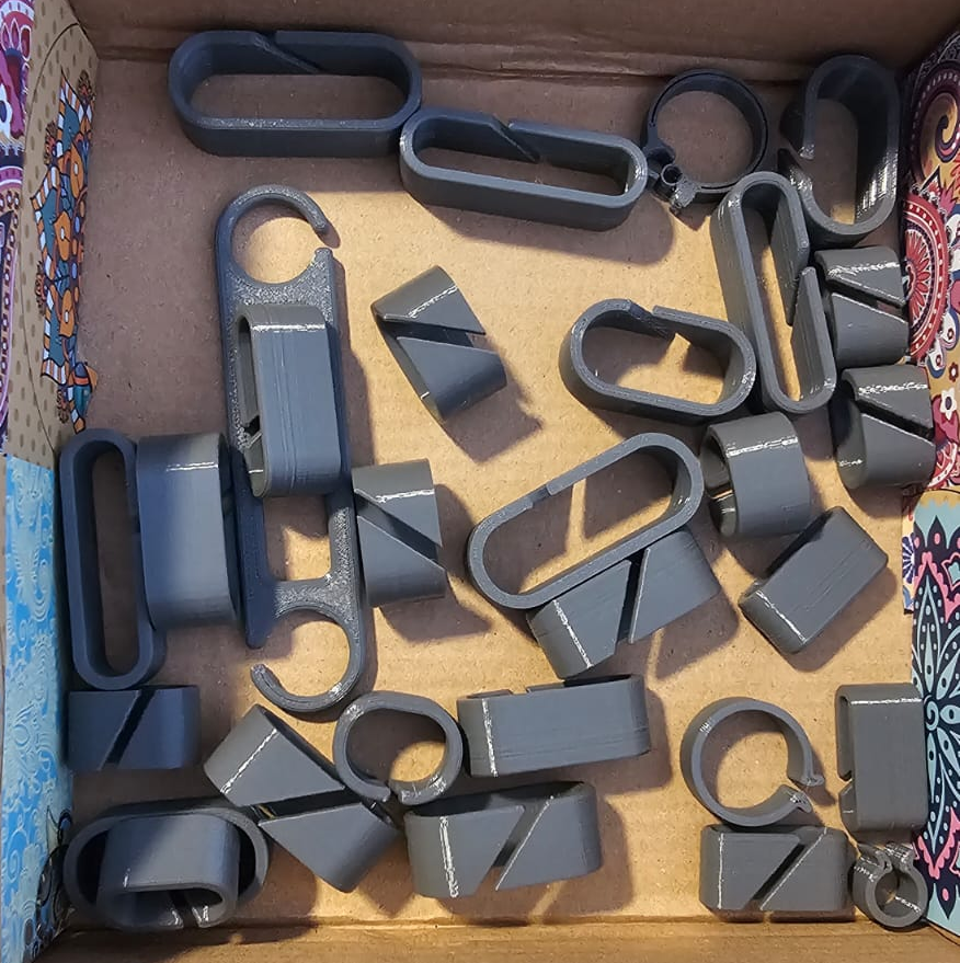 Parametric cable clips cadquery — miniatura 2