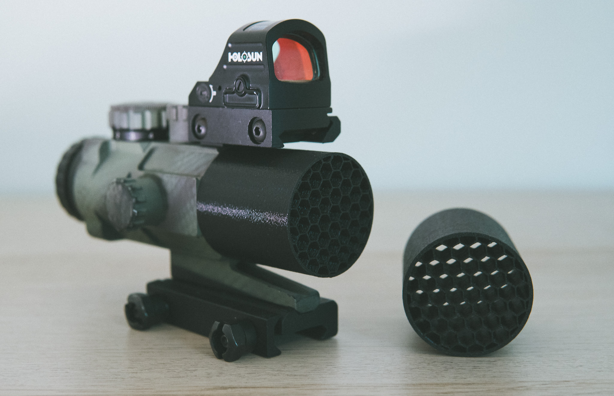 Anti-refection device for Primary Arms 2.5x prism
