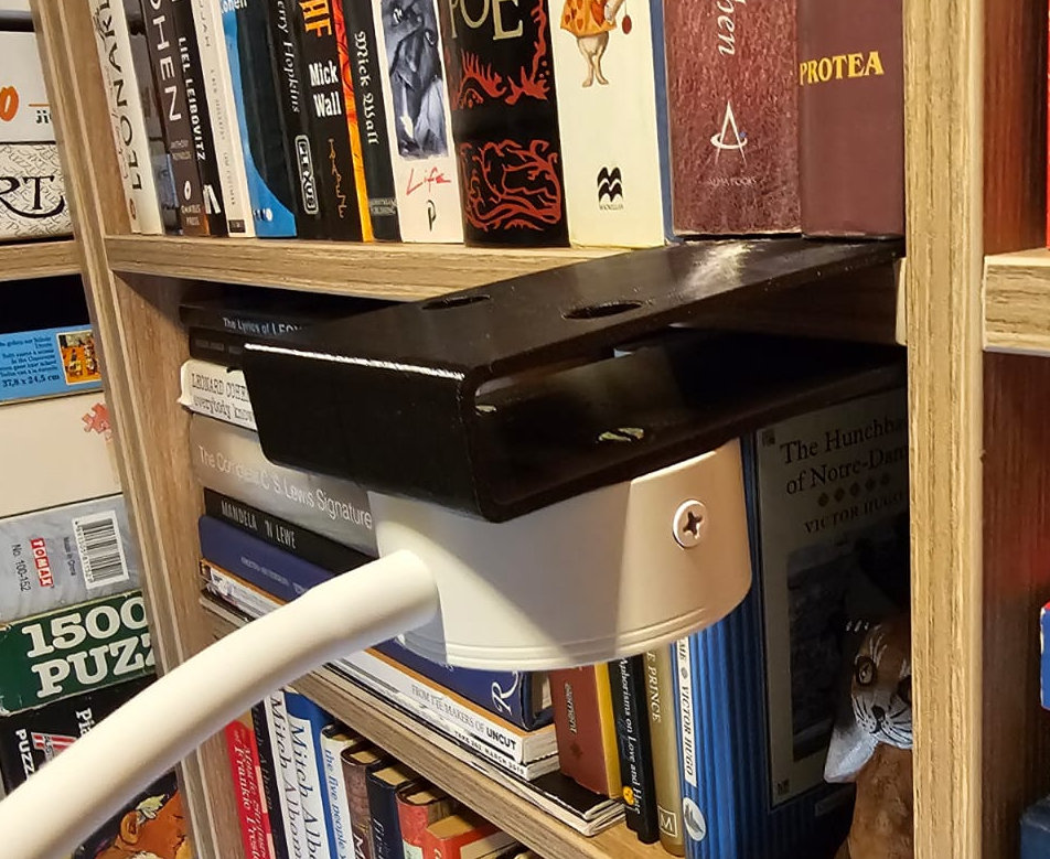 Bookshelf reading light mount by NelisW Download free STL model
