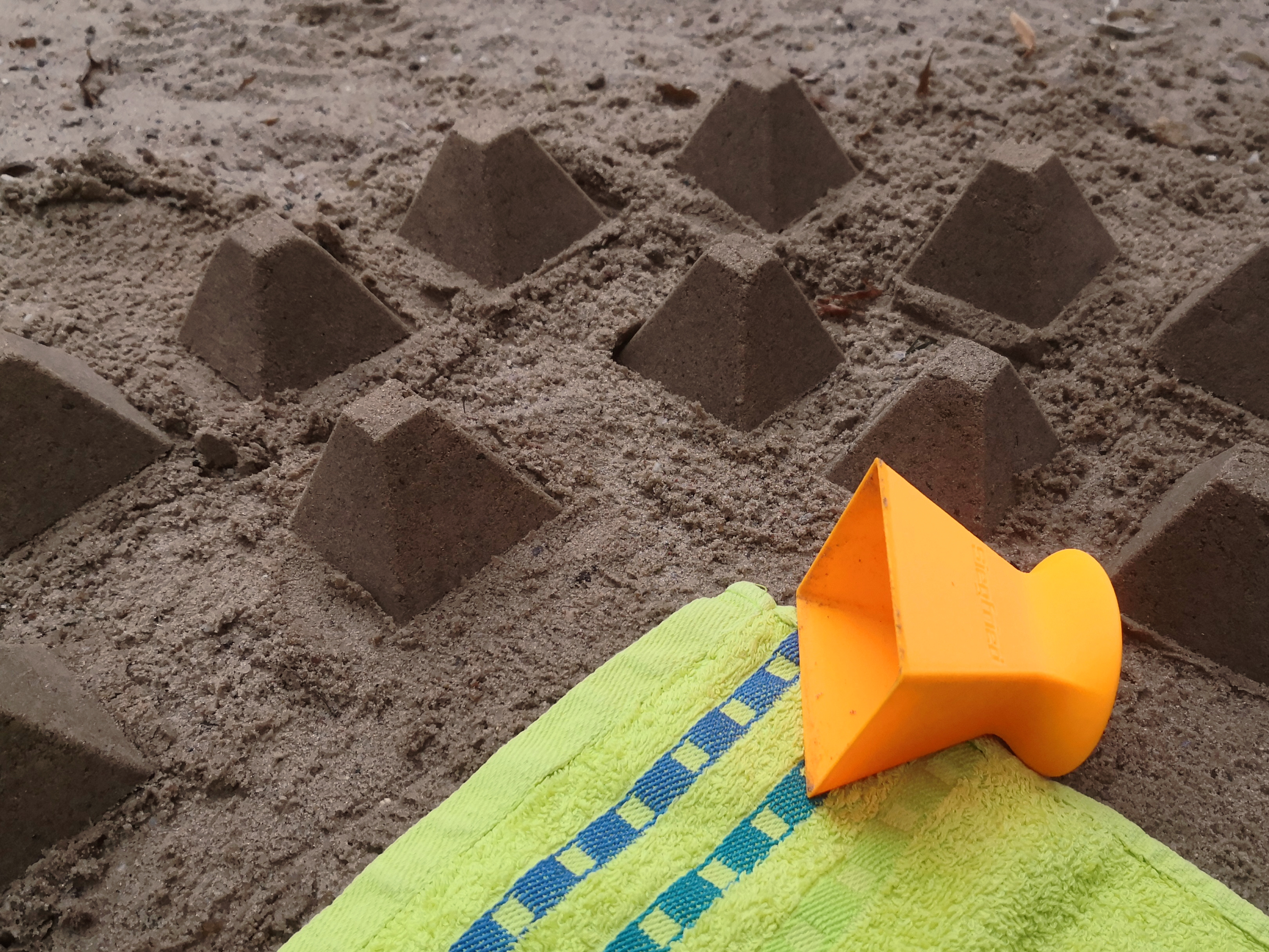 Dragon Teeth | Low Poly sand molds