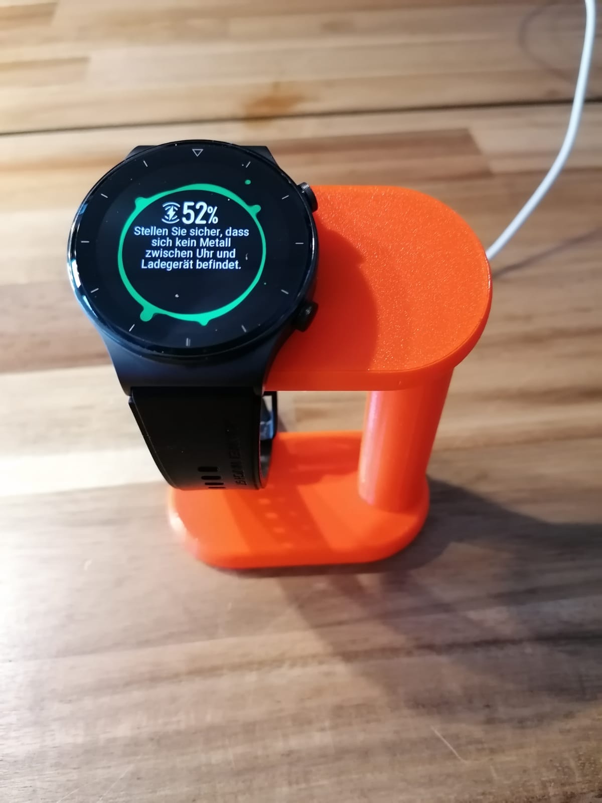 Huawei Watch GT 2 Pro Stand Smartwatch charging