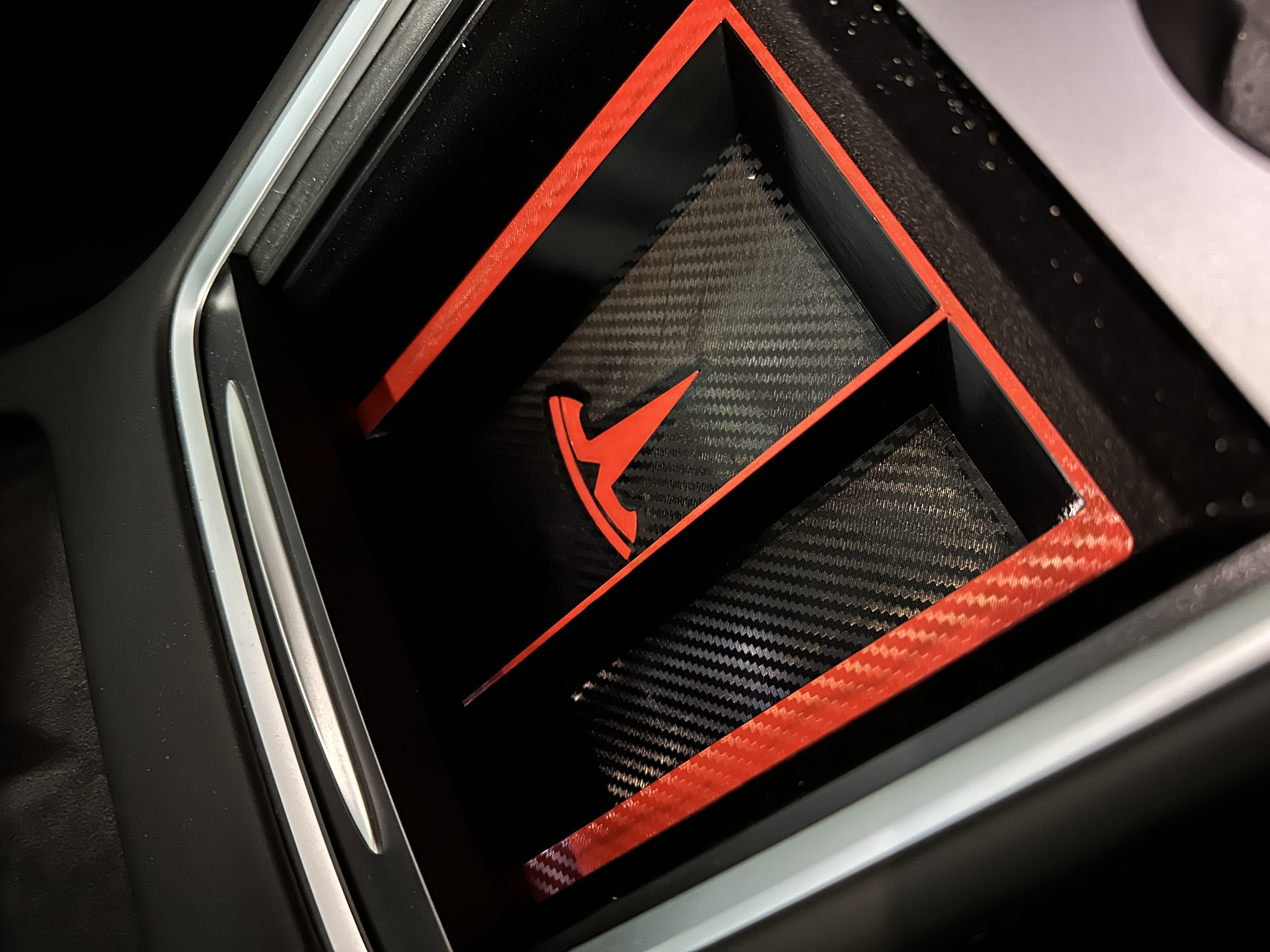 Tesla 3 / Y Console Tray from 2021 models onwards / Konsole Ablagefach ab Modelljahr 2021