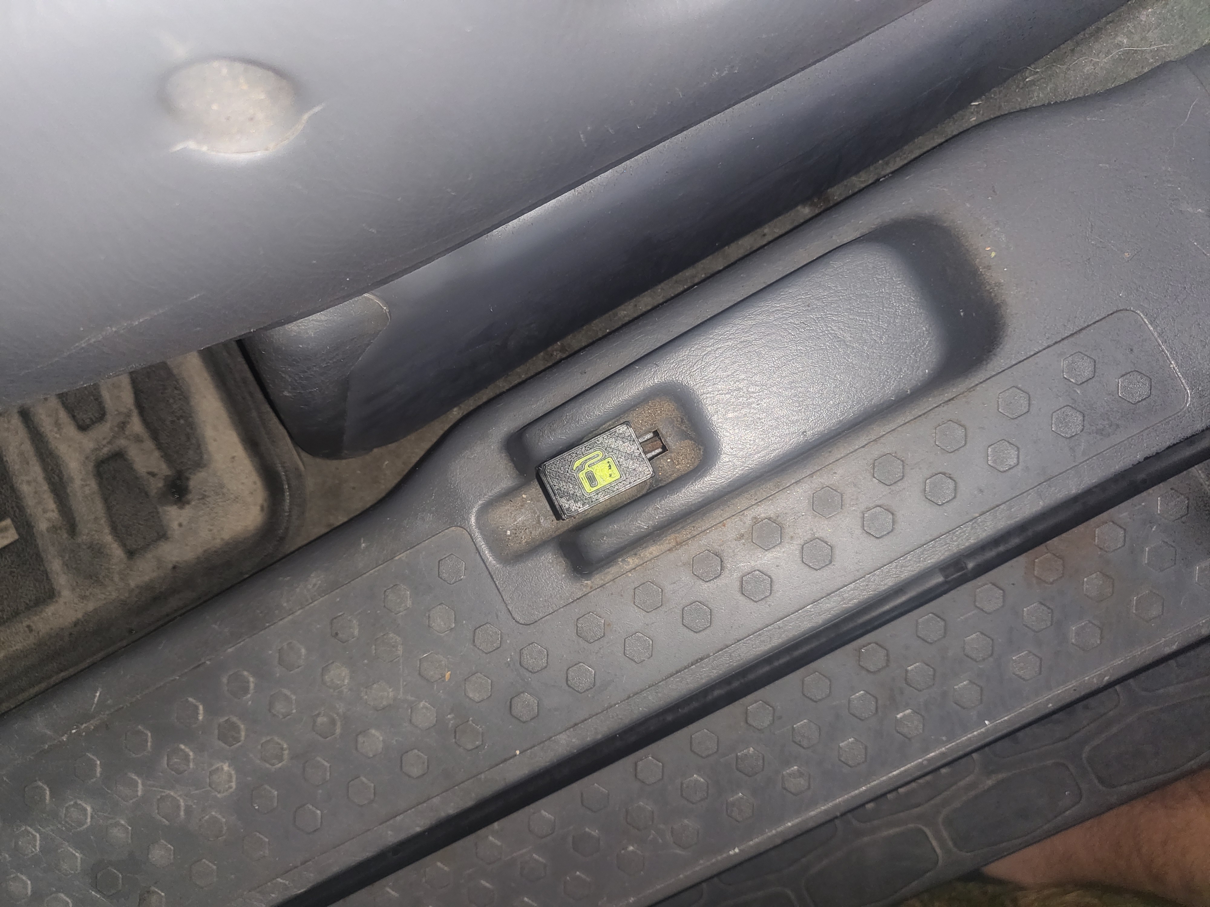 2003-2008 Honda Pilot Fuel door lever