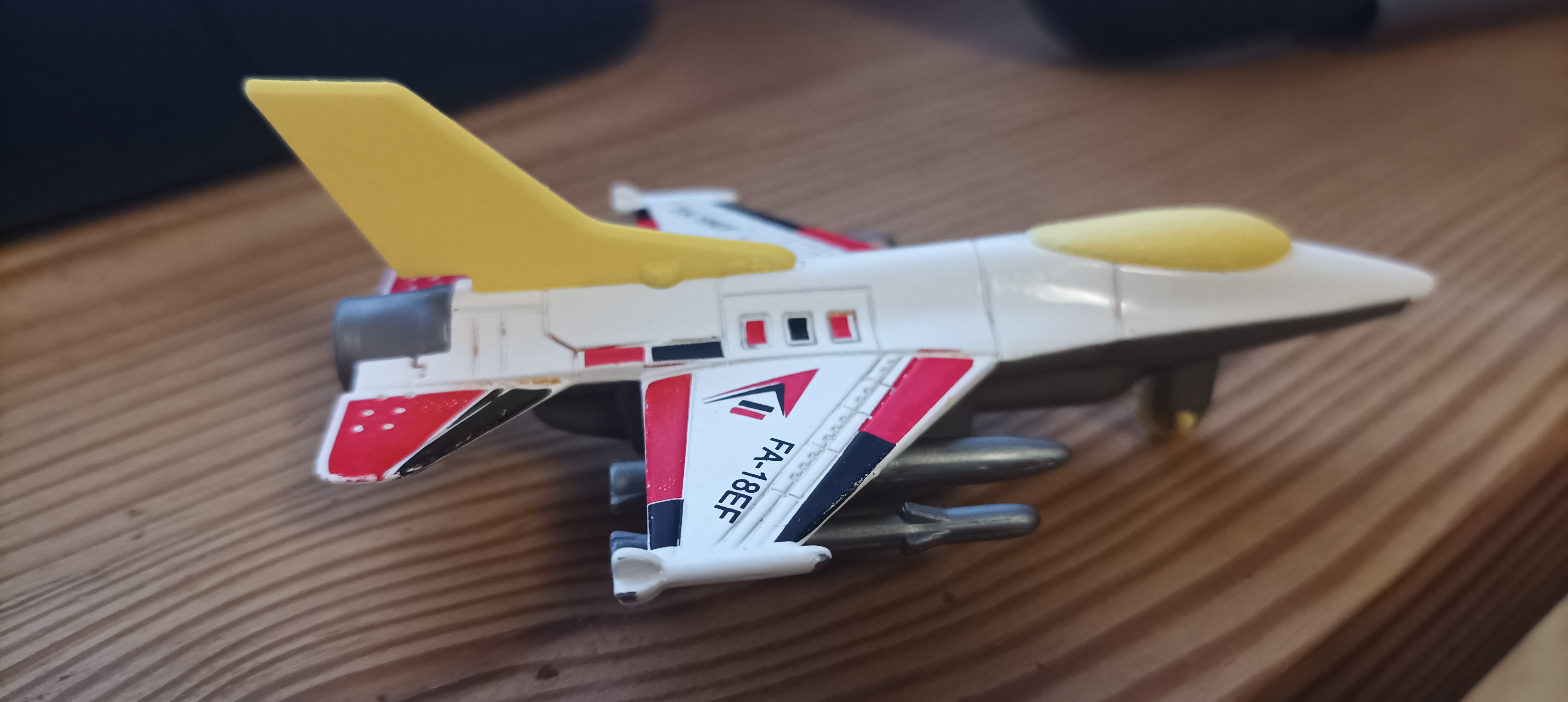 Pièces pour avion de chasse FA-18EF