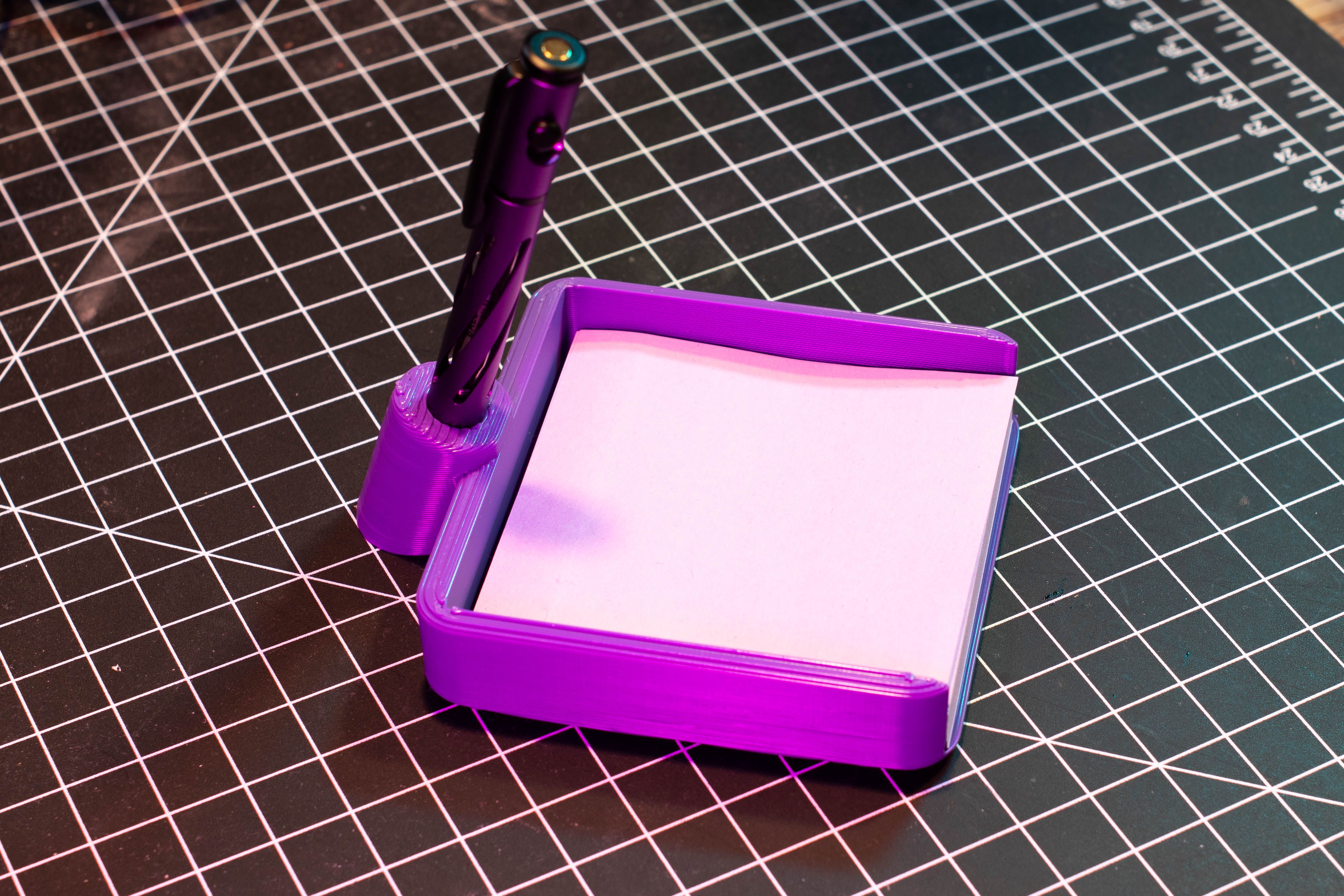 Post-It Holder (and Pen) by Miaoucat | Download free STL model ...