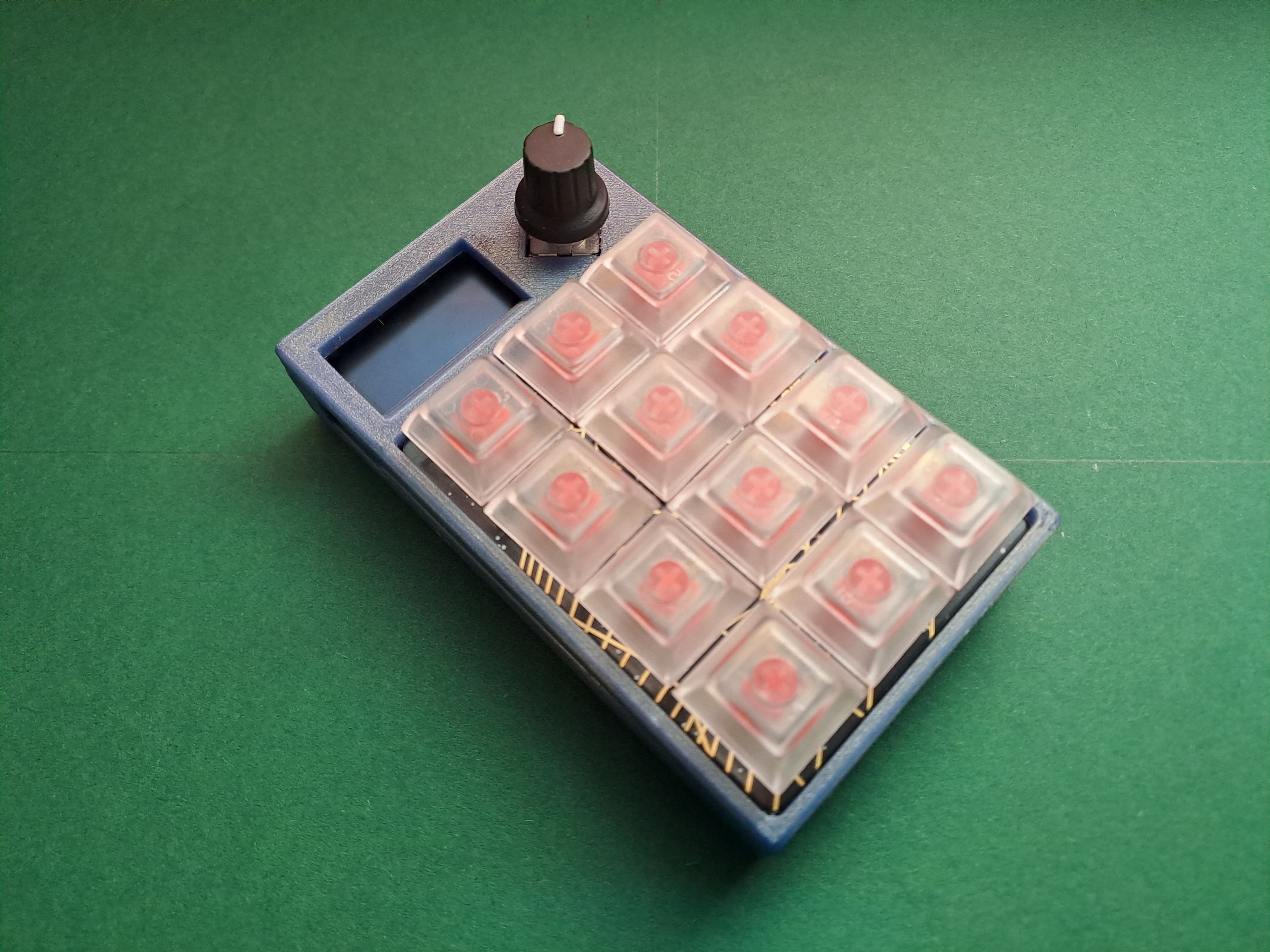 Adafruit MacroPad RP2040 with Enclosure Snap Fit case Remix