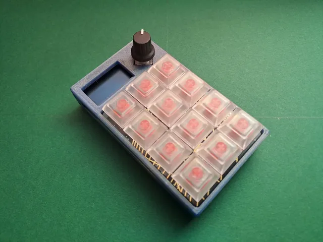 Adafruit MacroPad RP2040 with Enclosure Snap Fit case Remix
