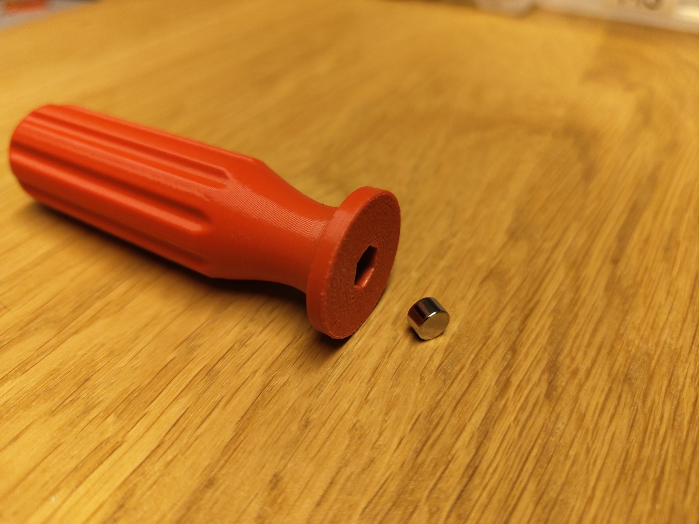 Miniatura 2 do modelo 3D Handle for 1/4" hex bit