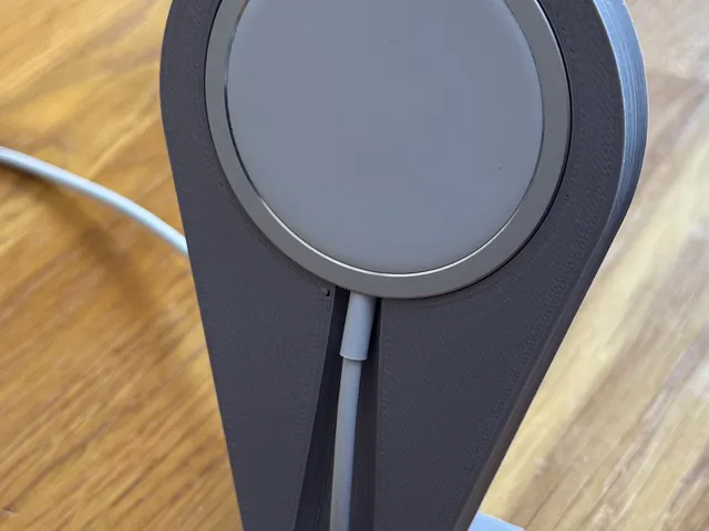 iPhone 14 Pro Max Stand for Apple MagSafe Charger