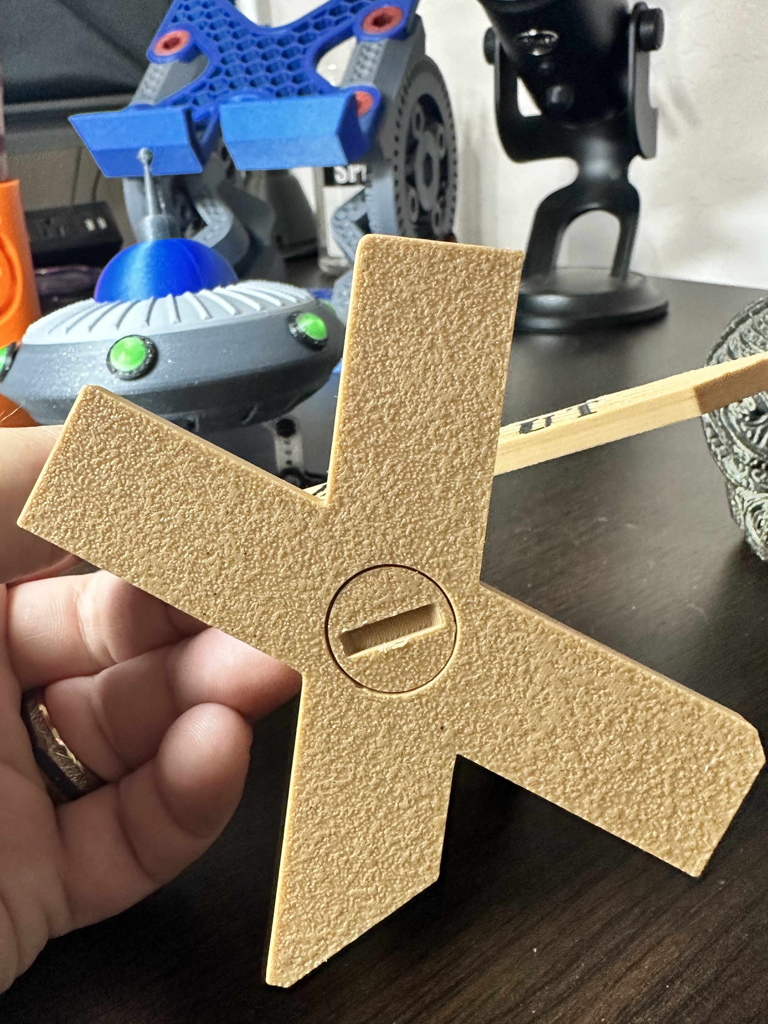 F.A.F.O. intersection sign — miniatura 2