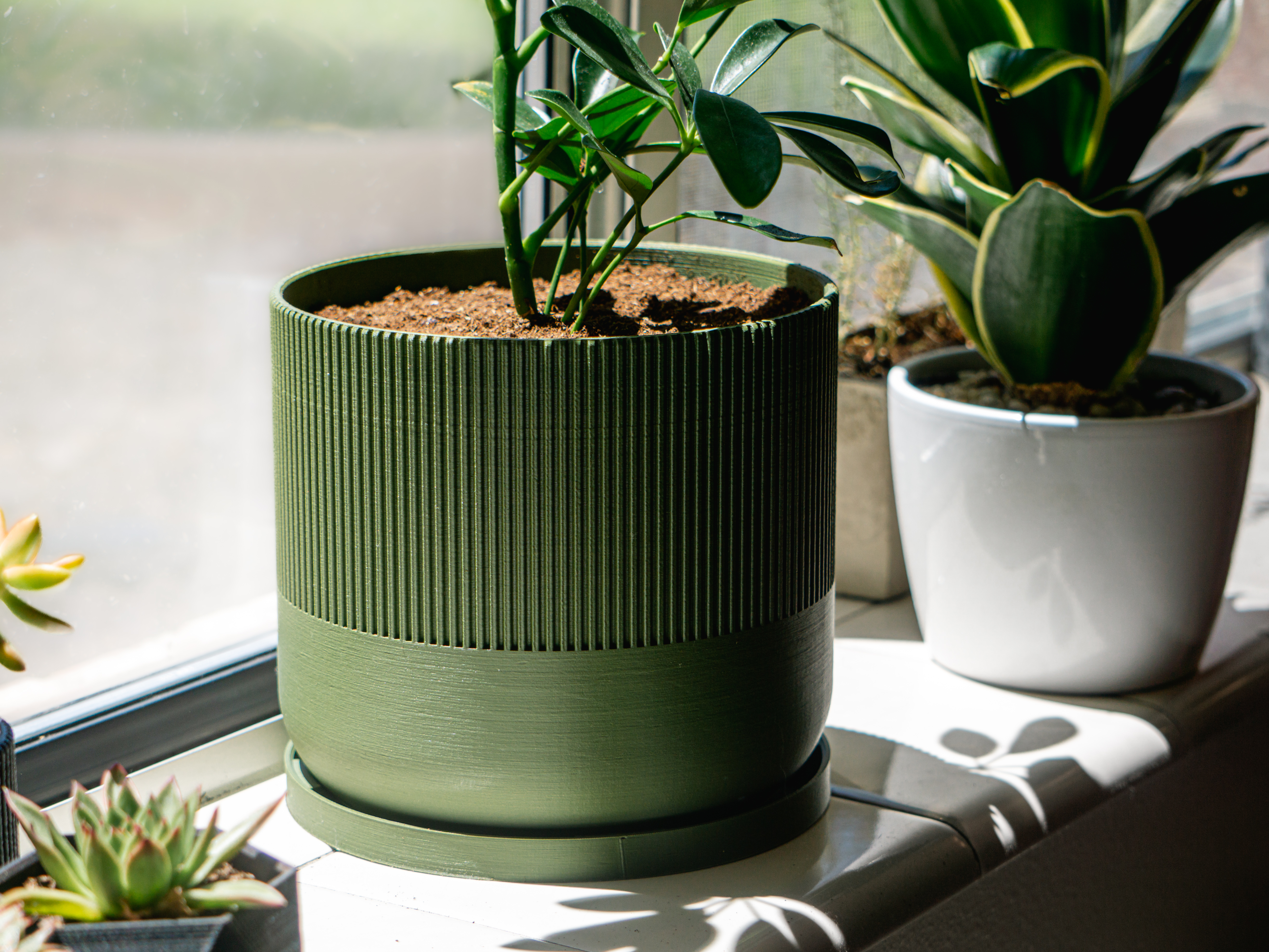 Mid-Century Modern Planter Pot, with Drainage Holes, Drip Tray, Multiple Sizes 3D model thumbnail