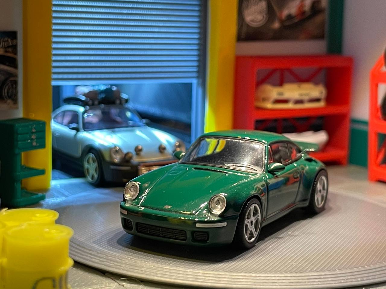 Garage Turntable (NFS Underground 2 Turntable Upgrade)