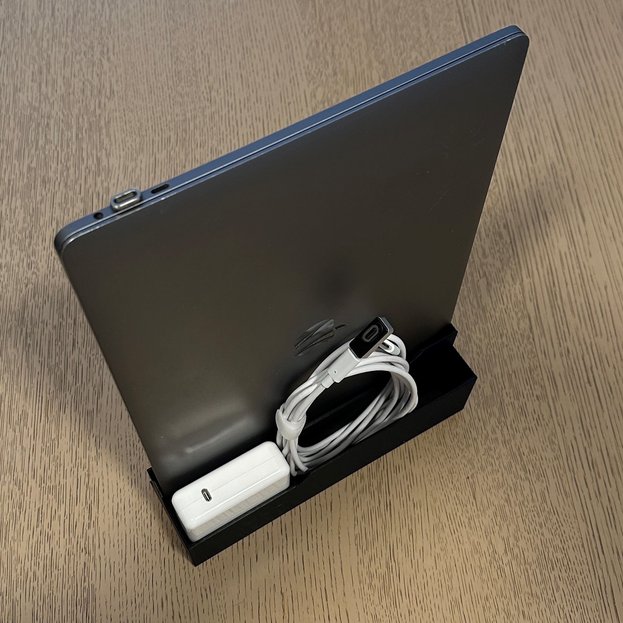 Macbook Pro Stand