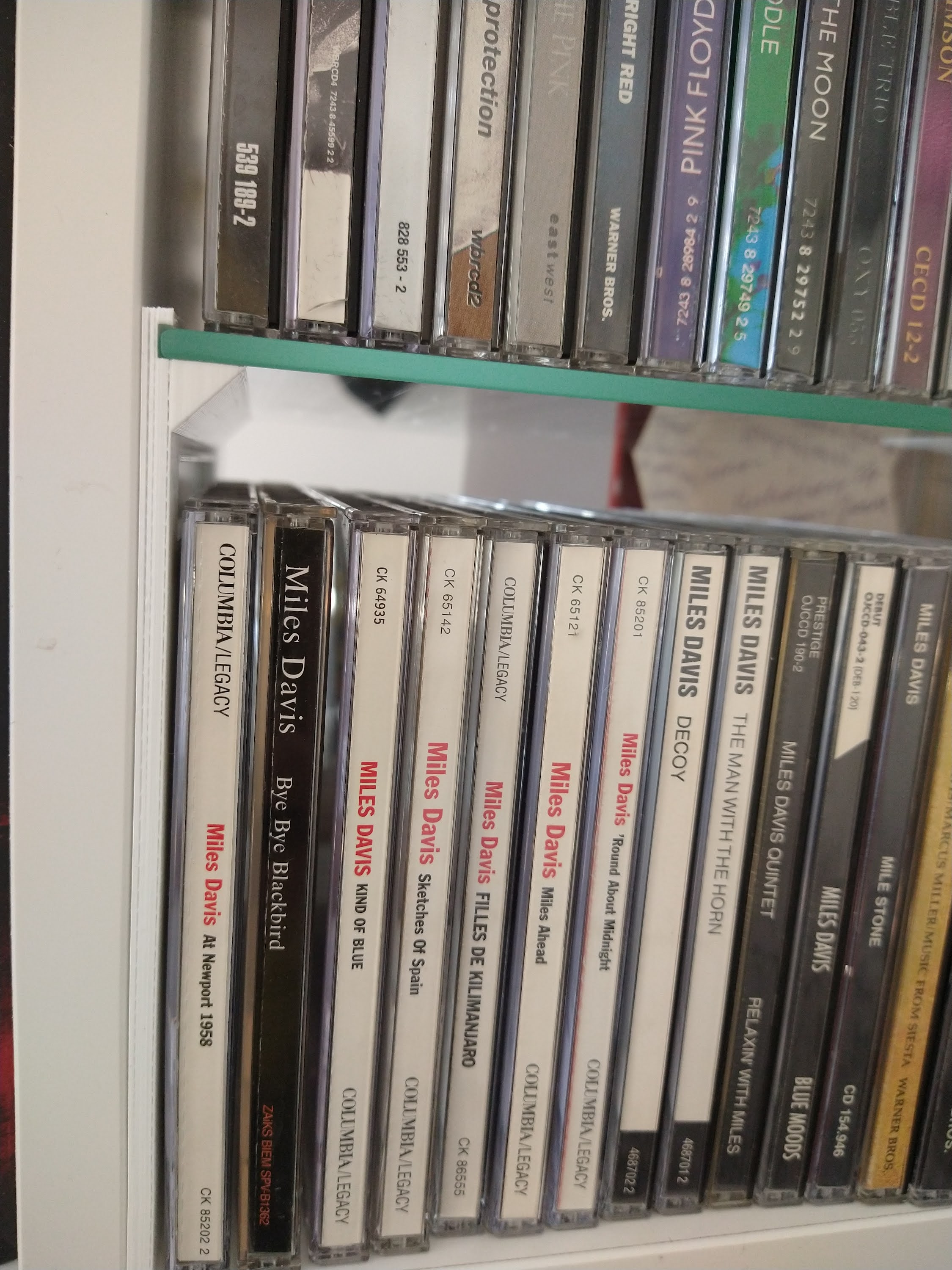 Yet another CD shelf stand for Ikea Kallax by Mikołaj Download free