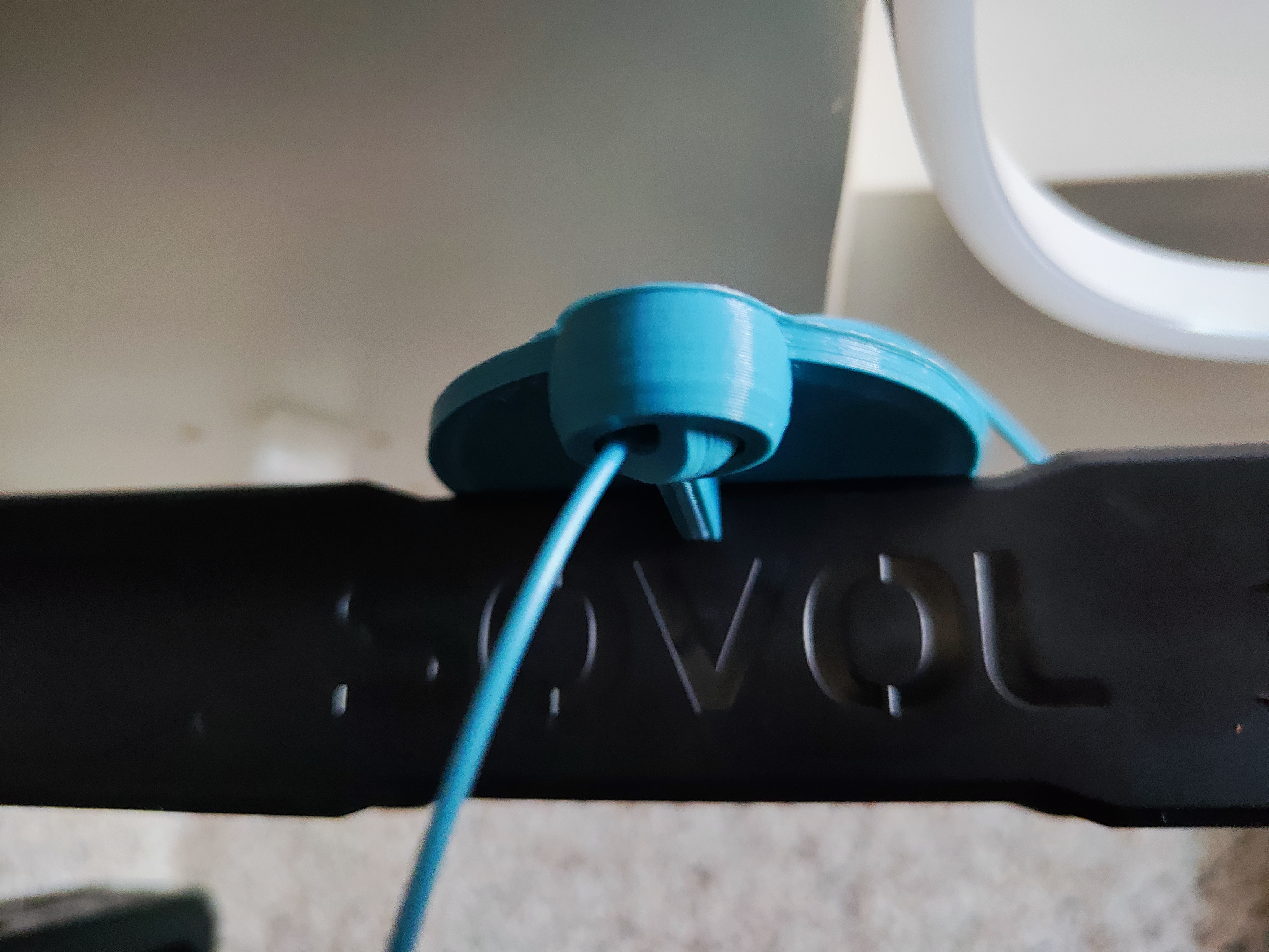 Sovol SV06 filament guide