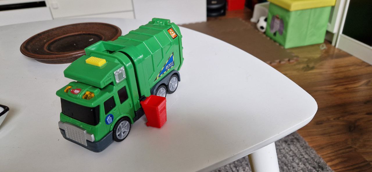 Attachable Garbage Bin for the Dickie Toys City Cleaner