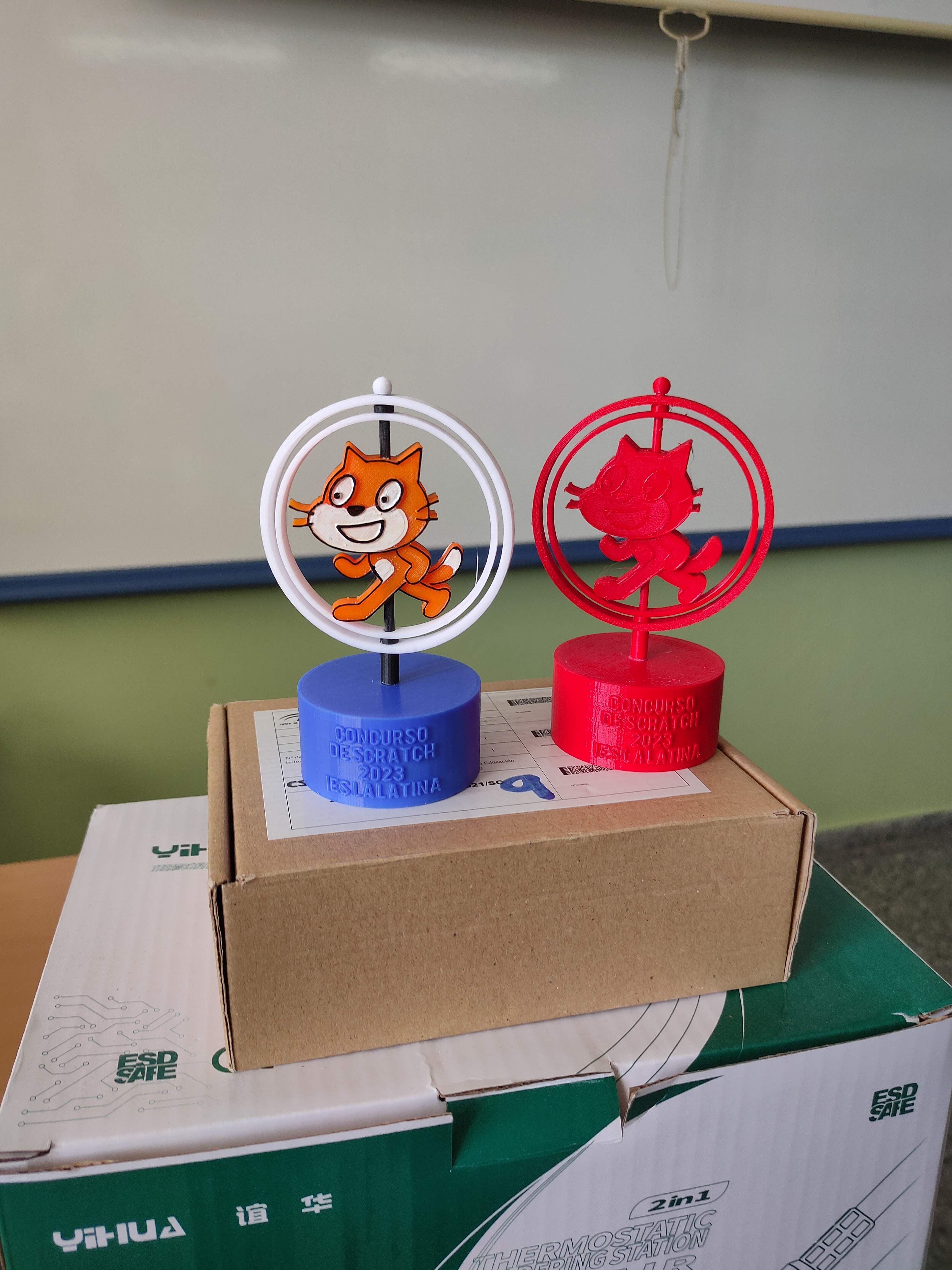 Scratch contest trophy (spinner) by Eugenia Lagrange Download free