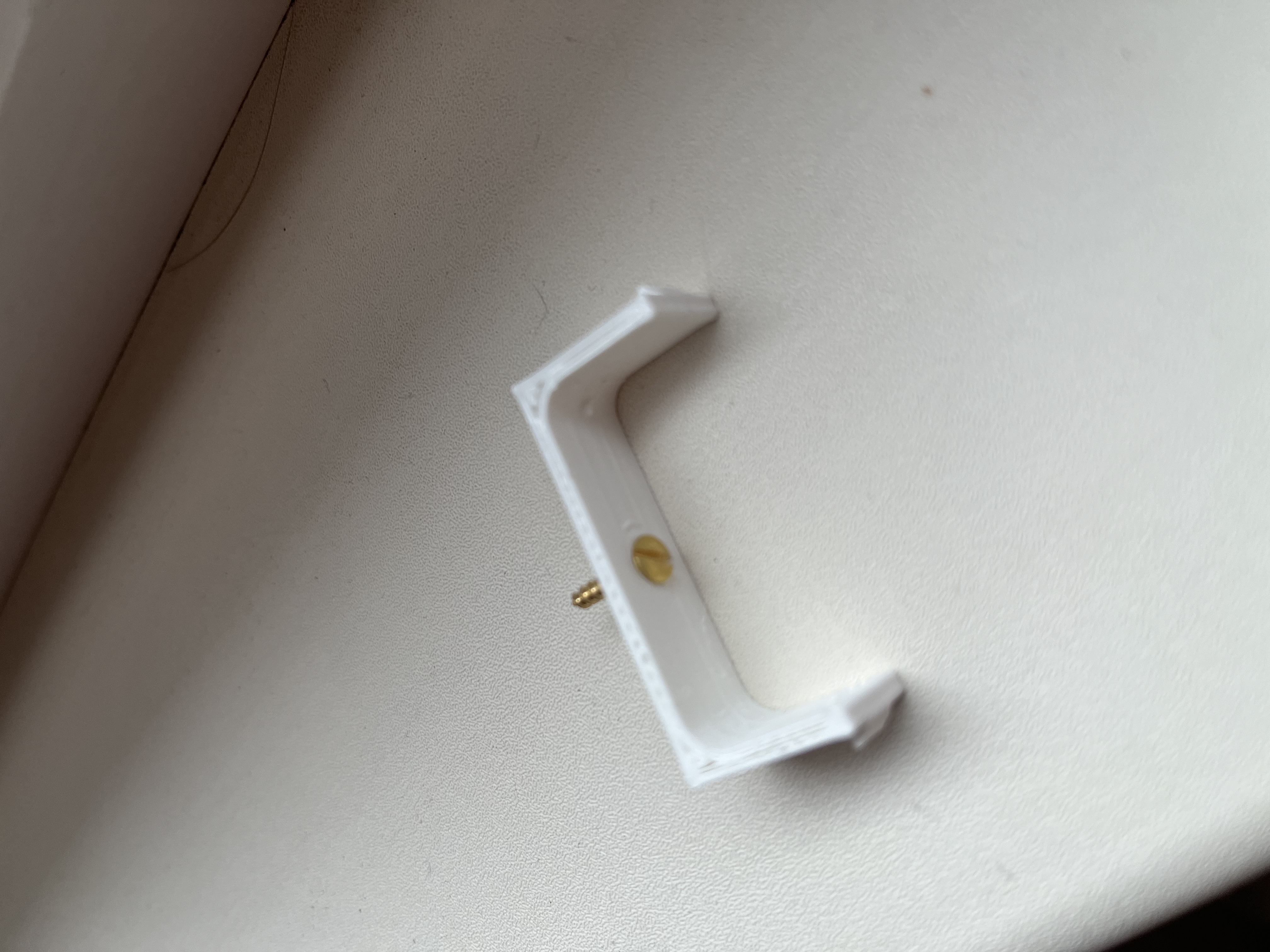 Miniatura 3 do modelo 3D Simple click-in cable management