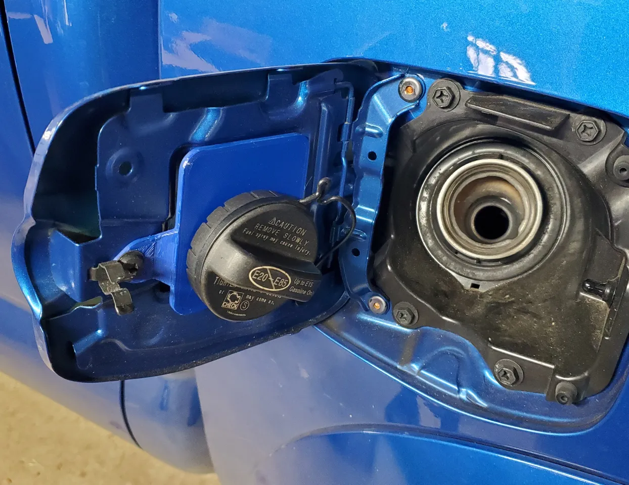 Locking Gas Cap Toyota Exploring Top 4 Videos And 50+ Images