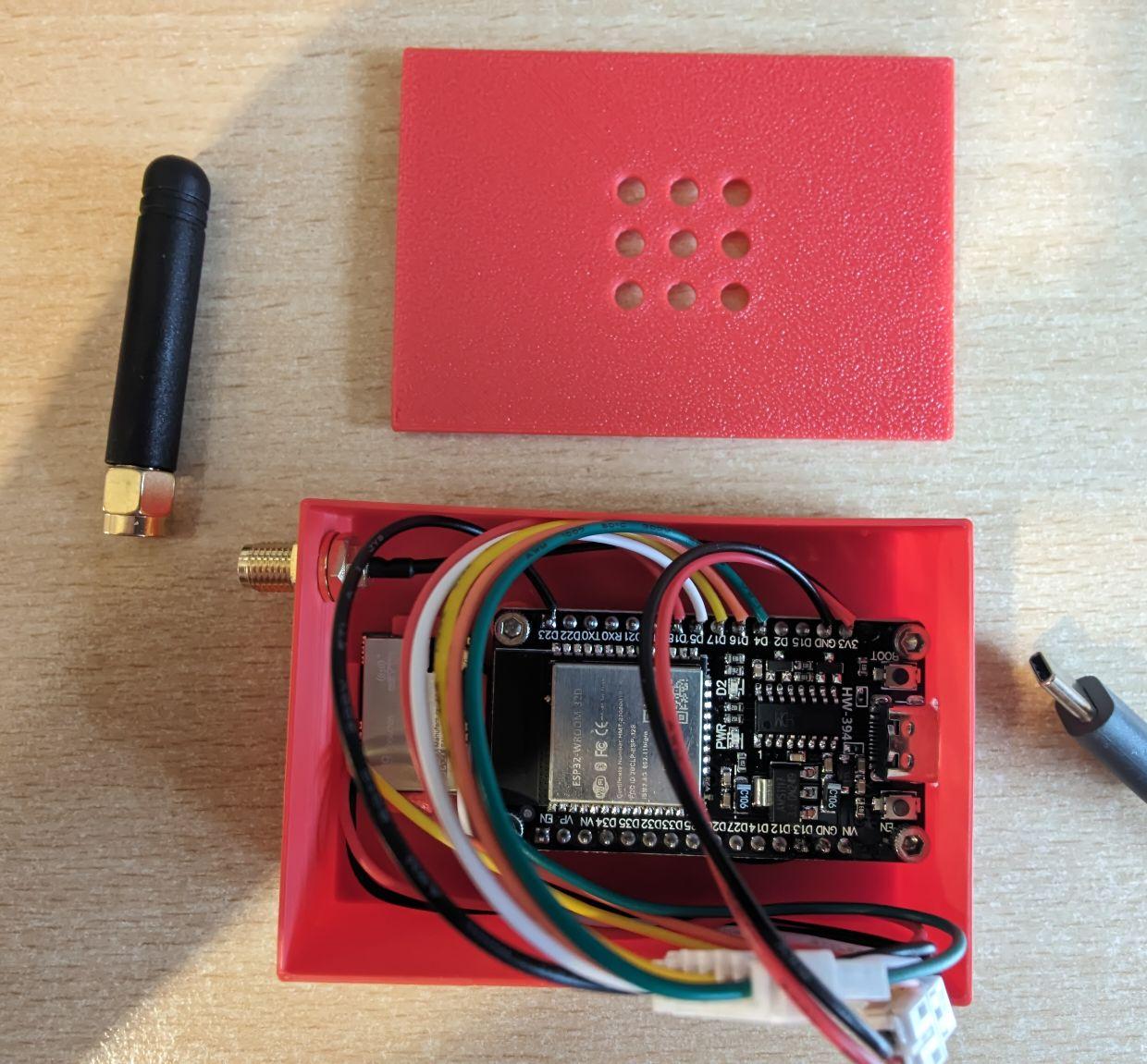 OpenDTU (CMT E49-900M20S)