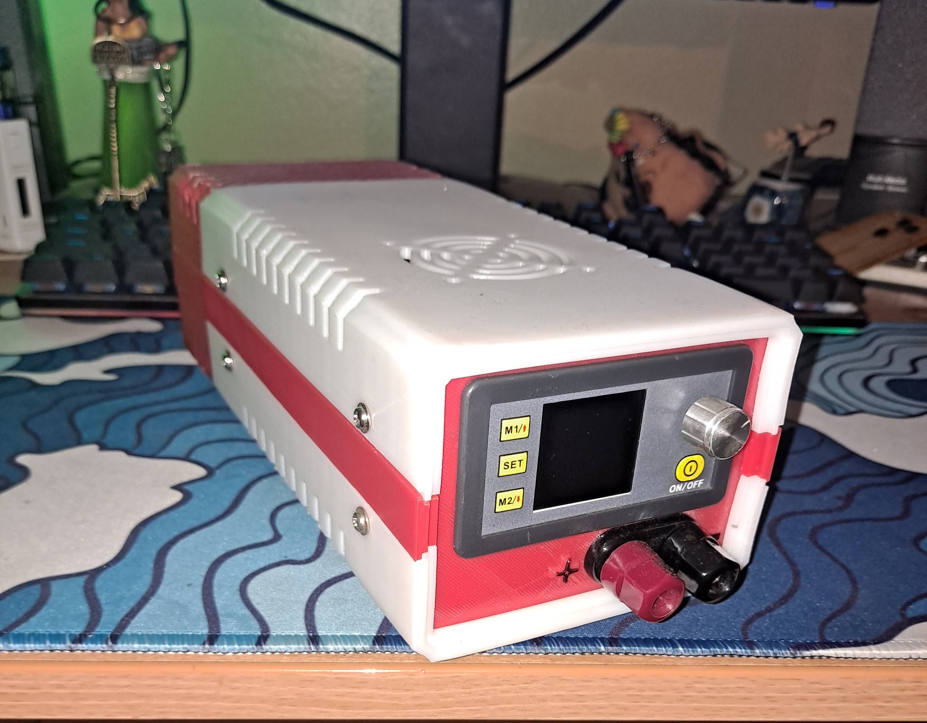 Benchtop Power Supply
