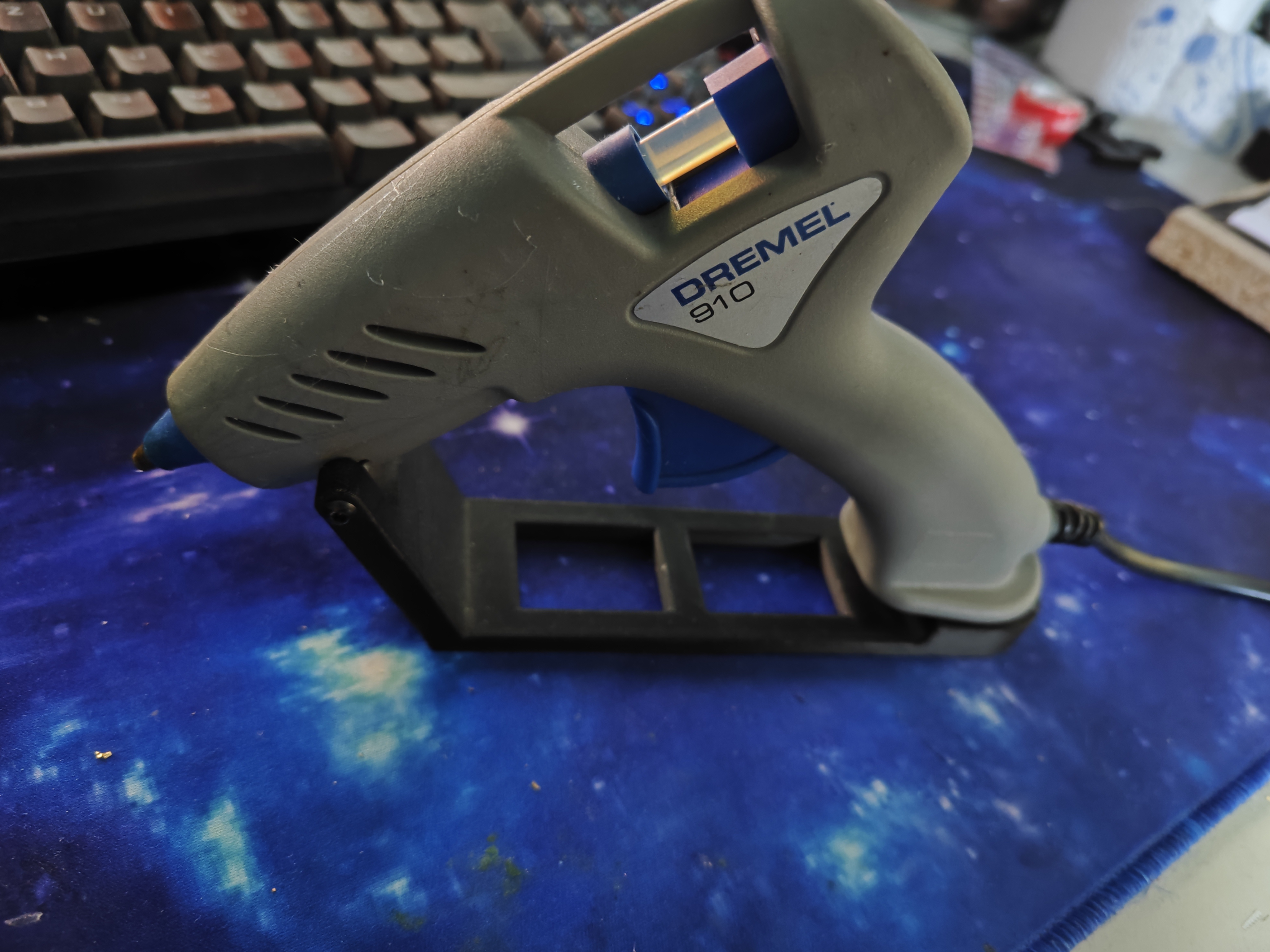 Dremel 910 Hot glue gun stand