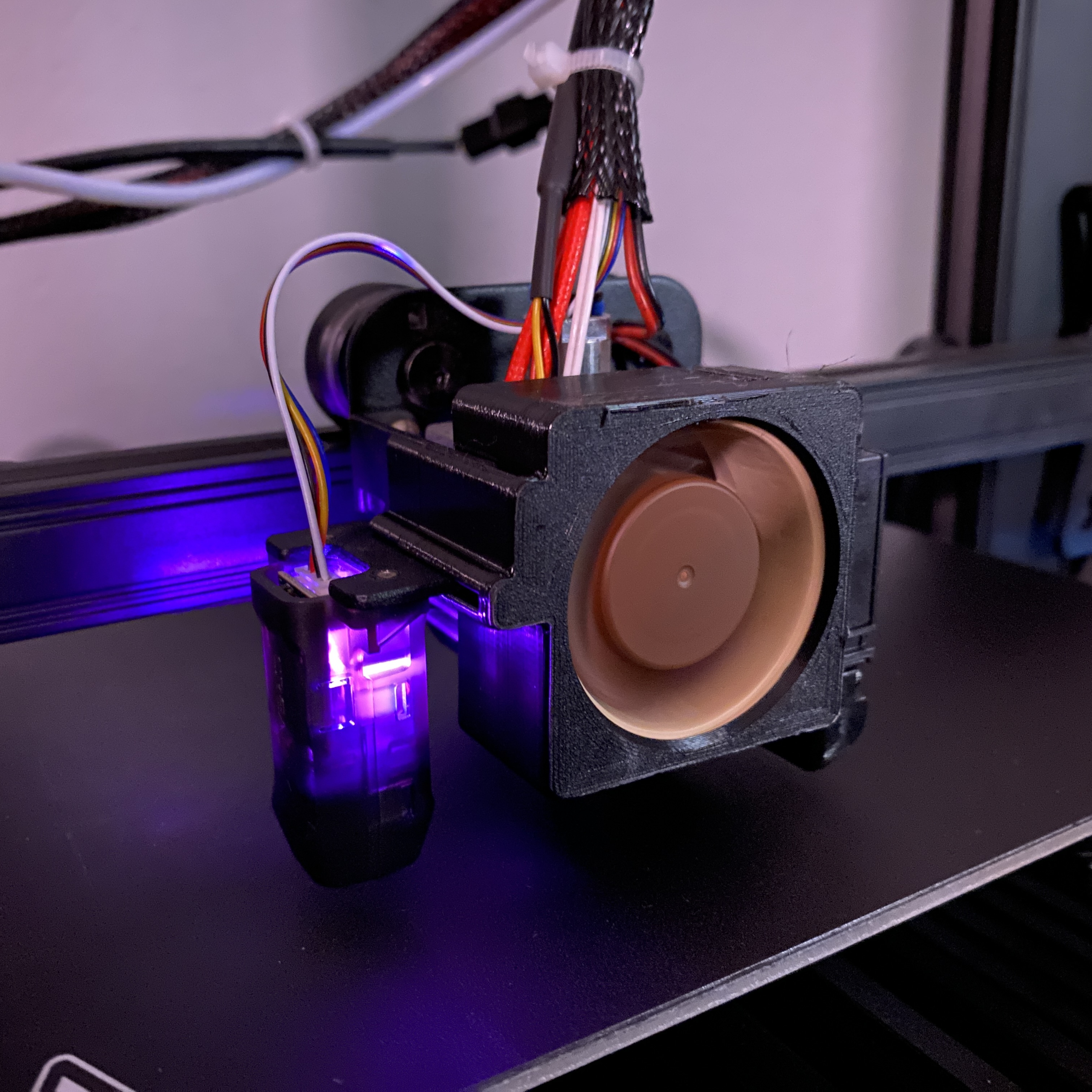 Ender 3 V2 Neo 'naked' fan holder (Noctua NFA4x20) by Mr. Doggo