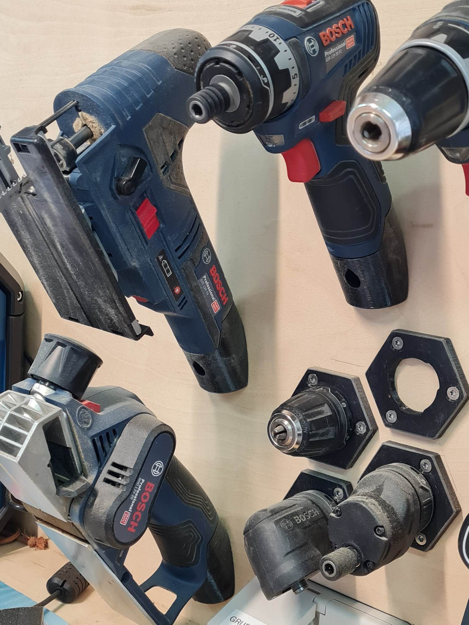 Bosch12V_Akkutoolholder by Peter Serup Download free STL model