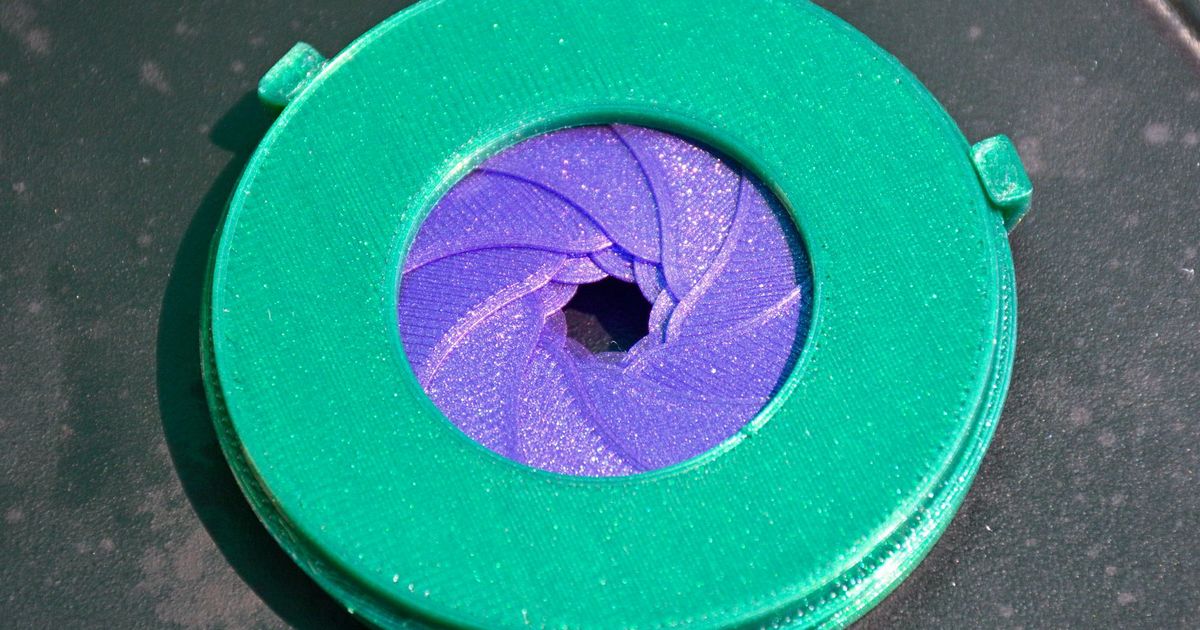 Mechanical Iris/Aperture fidget toy by KaJashey | Download free STL ...