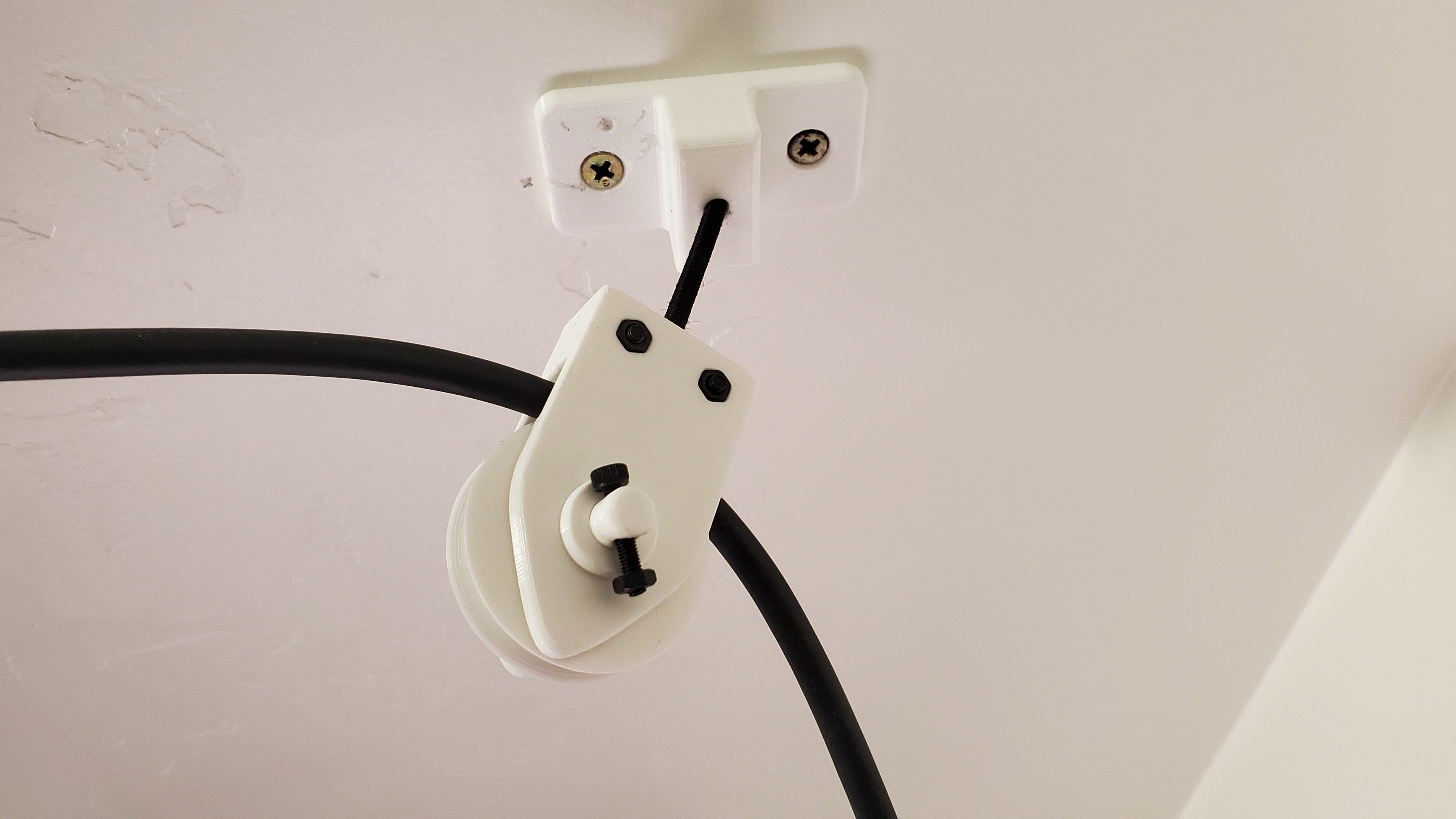 Miniatura 4 do modelo 3D VR Cable Organization / Pulley System