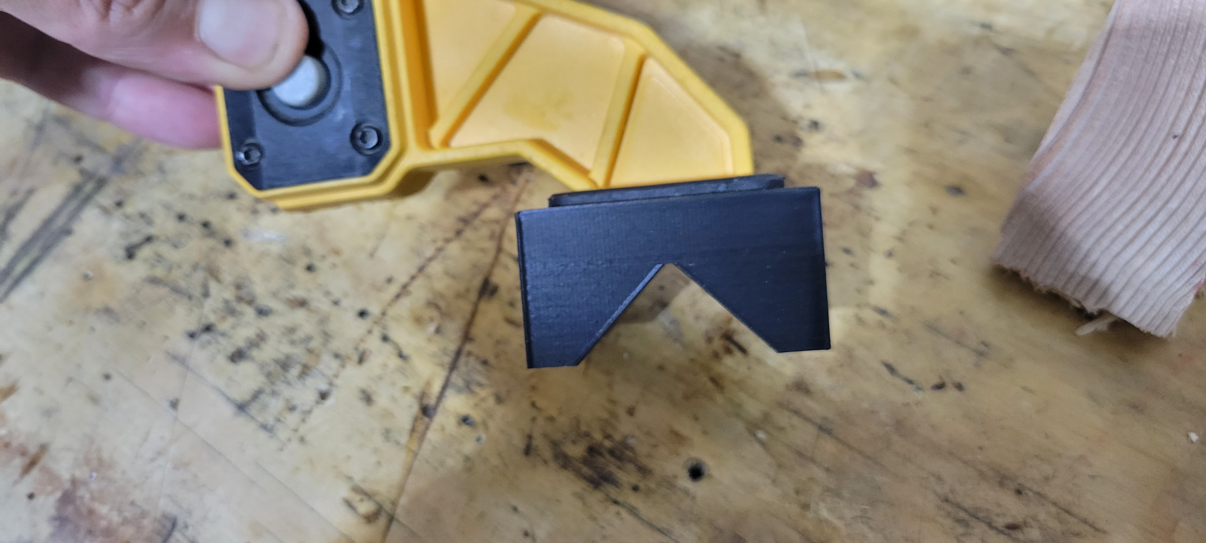 Dewalt 45 degree trigger clamp jaw pads by JonLo Download free STL