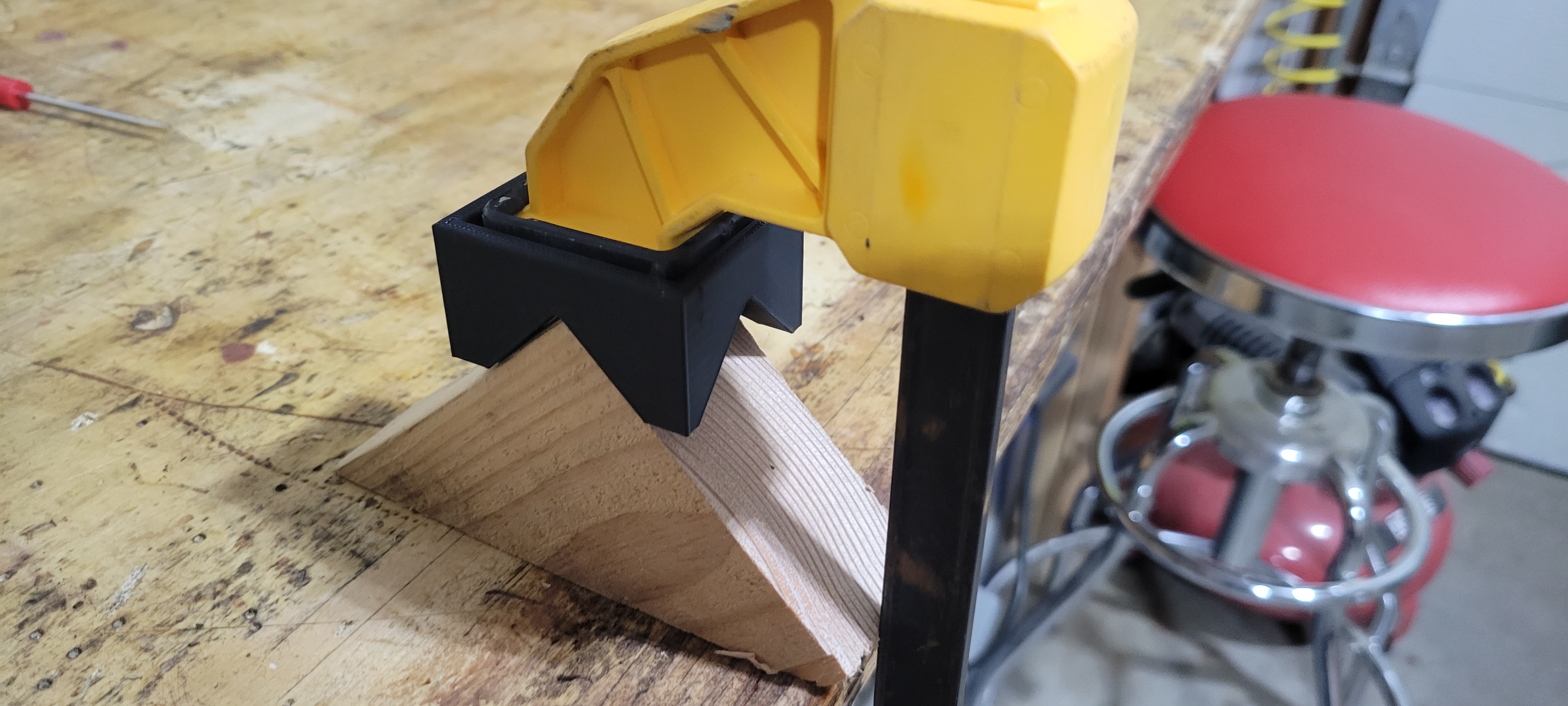 Dewalt 45 degree trigger clamp jaw pads by JonLo Download free STL
