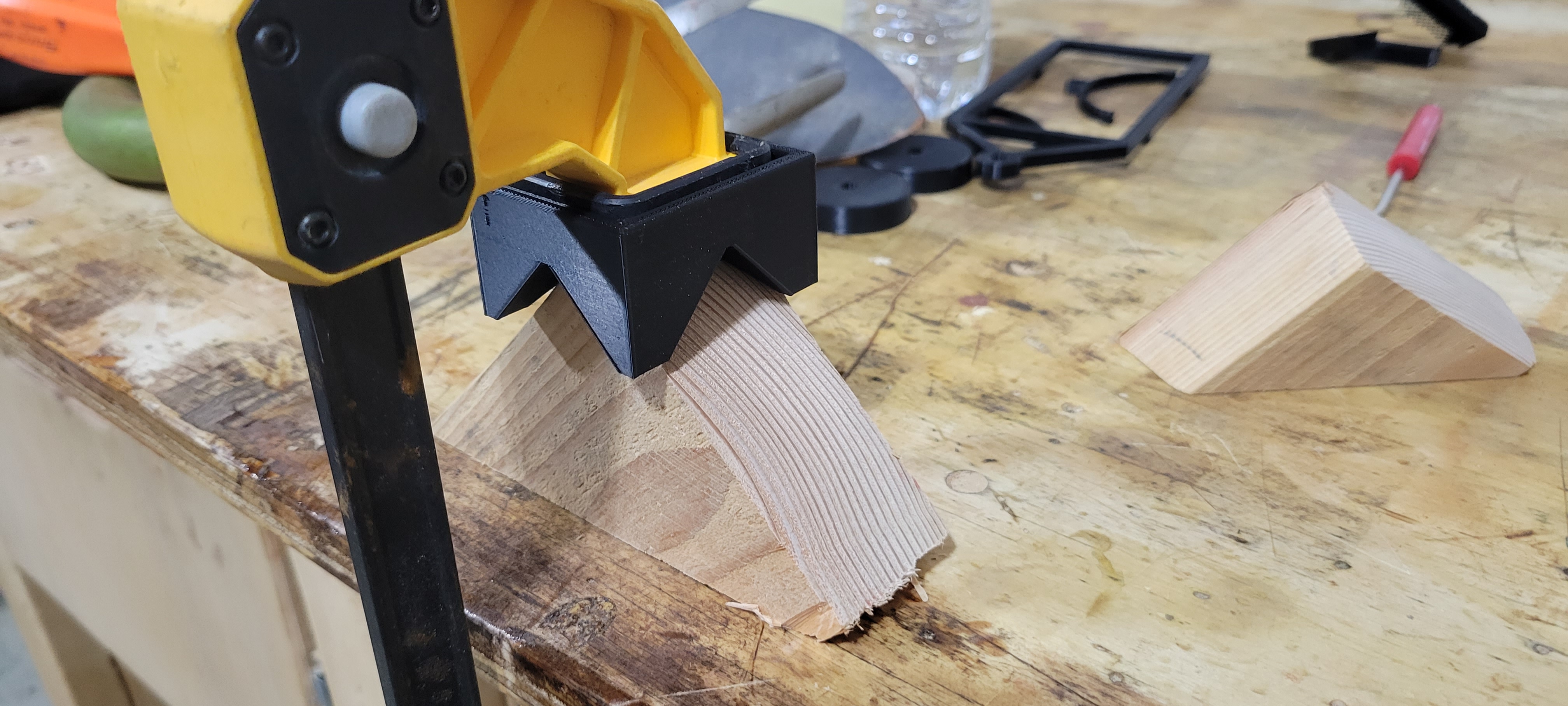 Dewalt 45 degree trigger clamp jaw pads by JonLo Download free STL