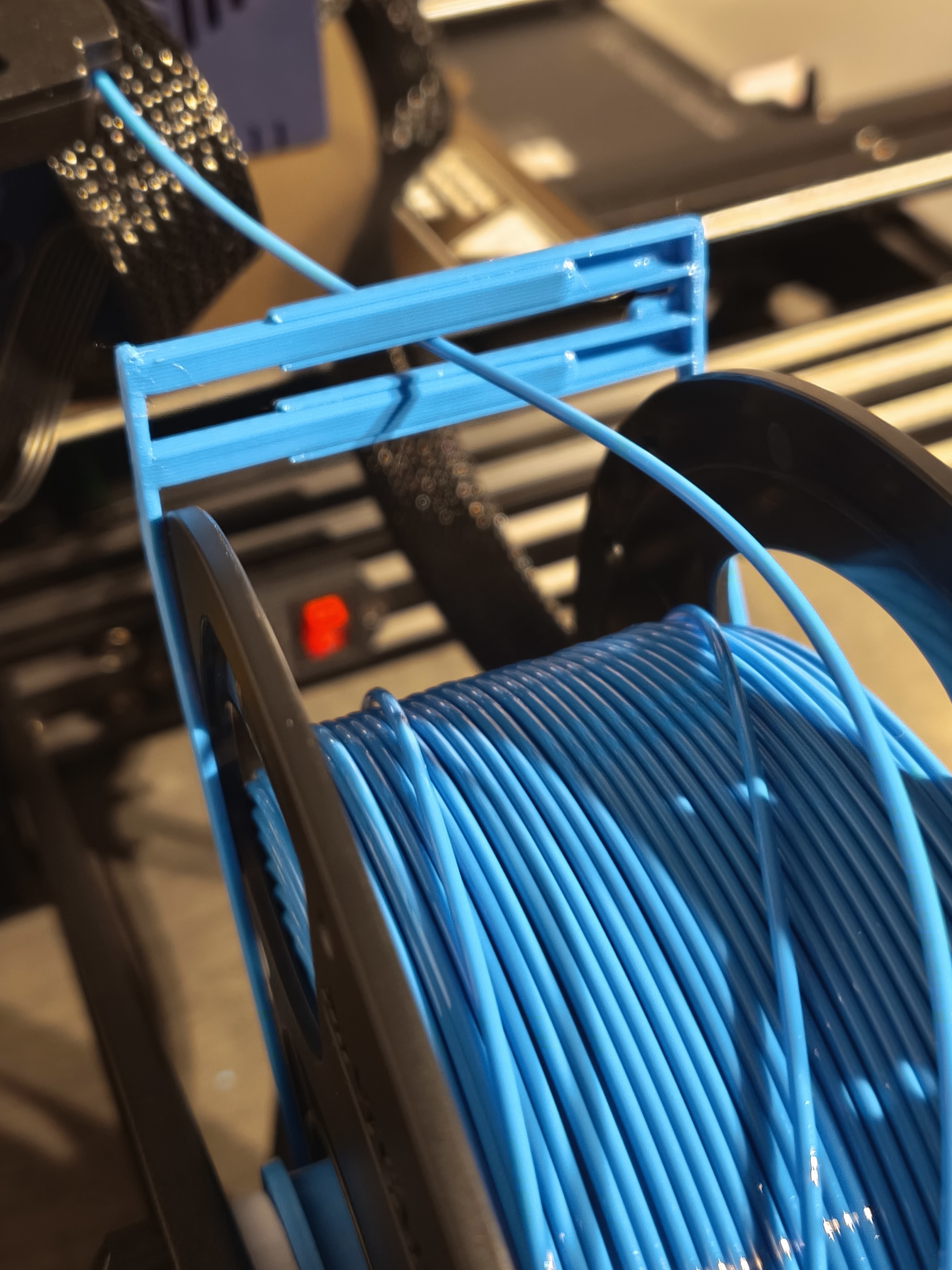 Anti Tangle Filament Clip