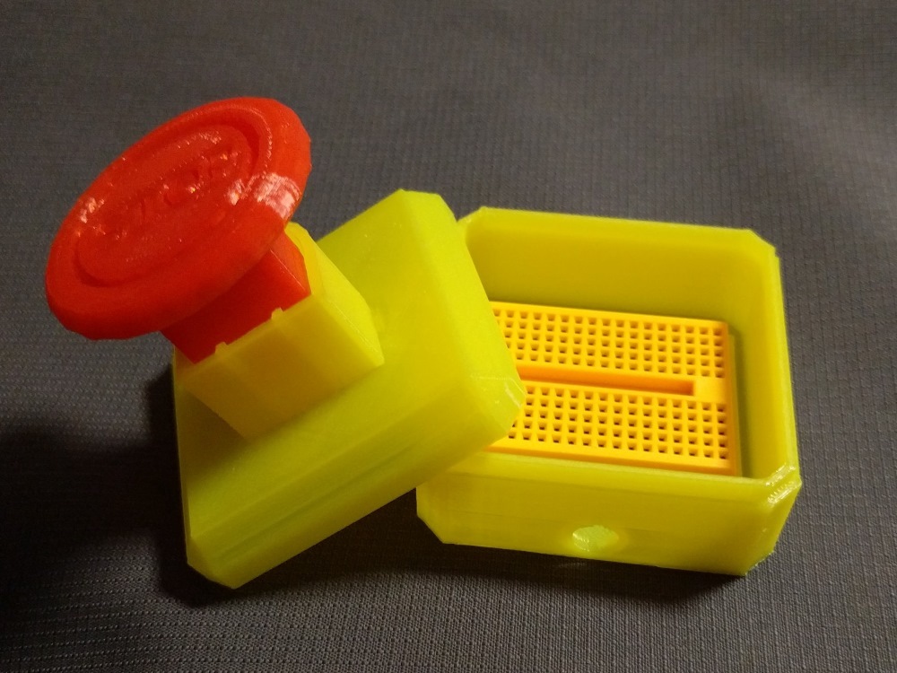 Miniatura 2 do modelo 3D Emergency Stop "Mushroom" Push Button