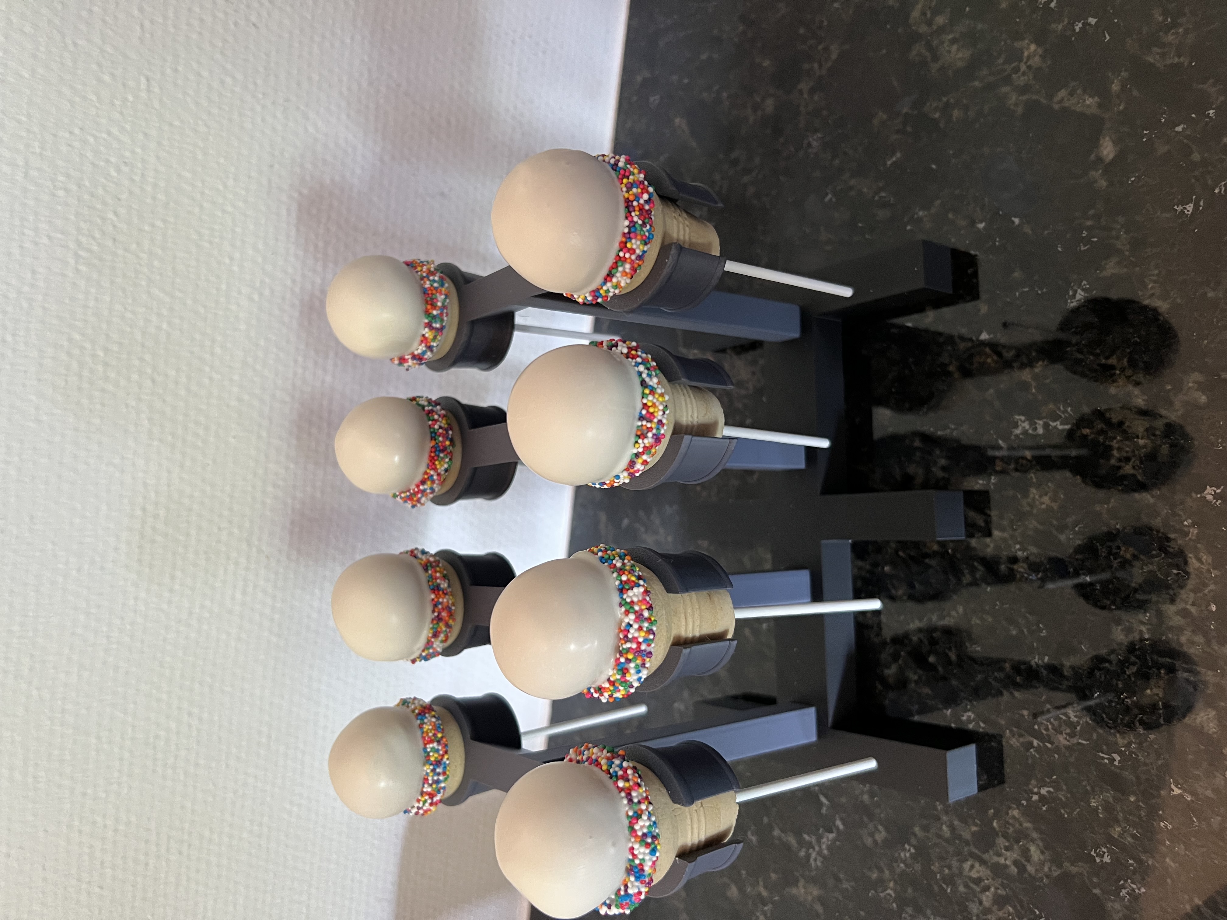 Mini Ice Cream Cone Holder for Cake Pops