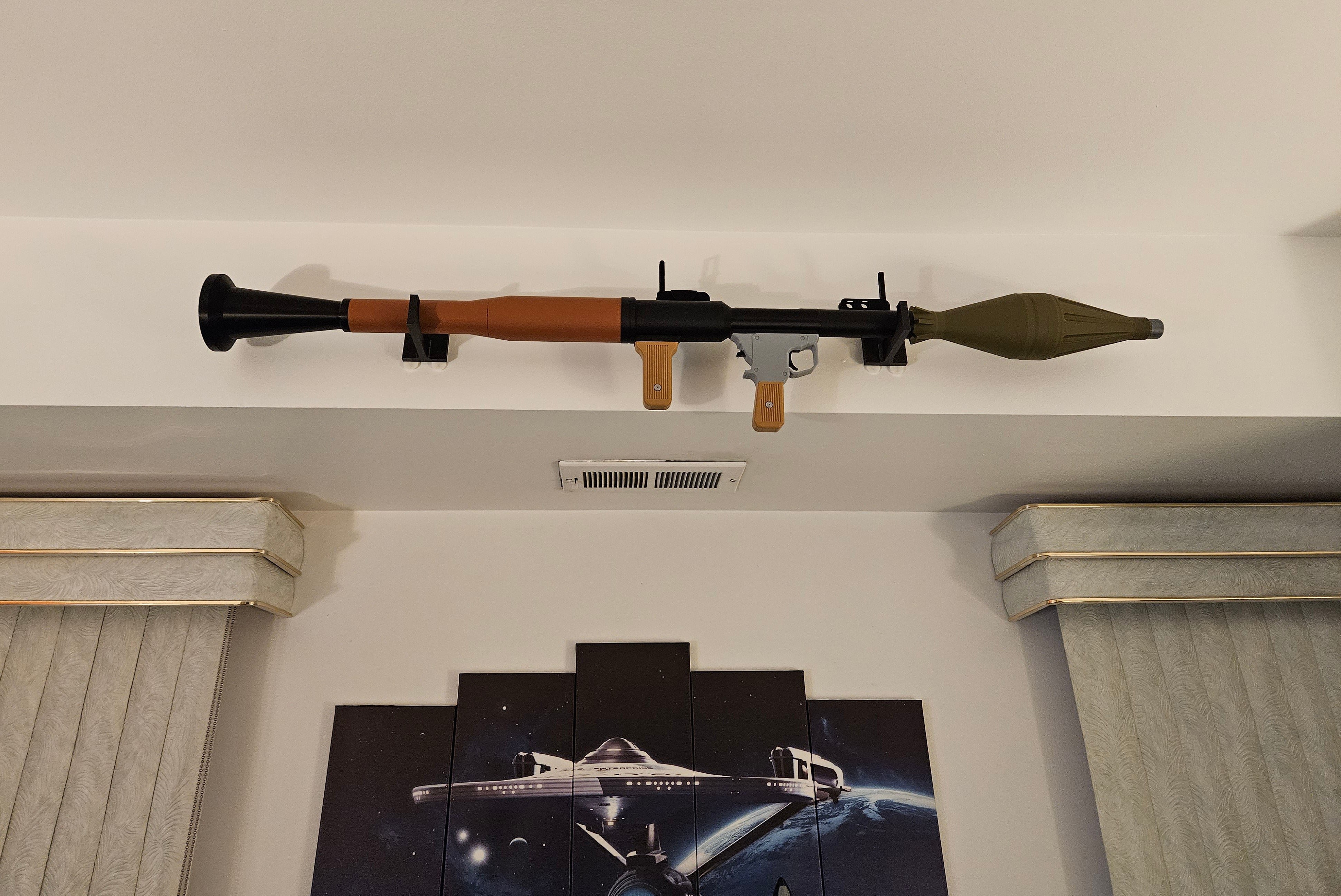 RPG-7 replica wall mount