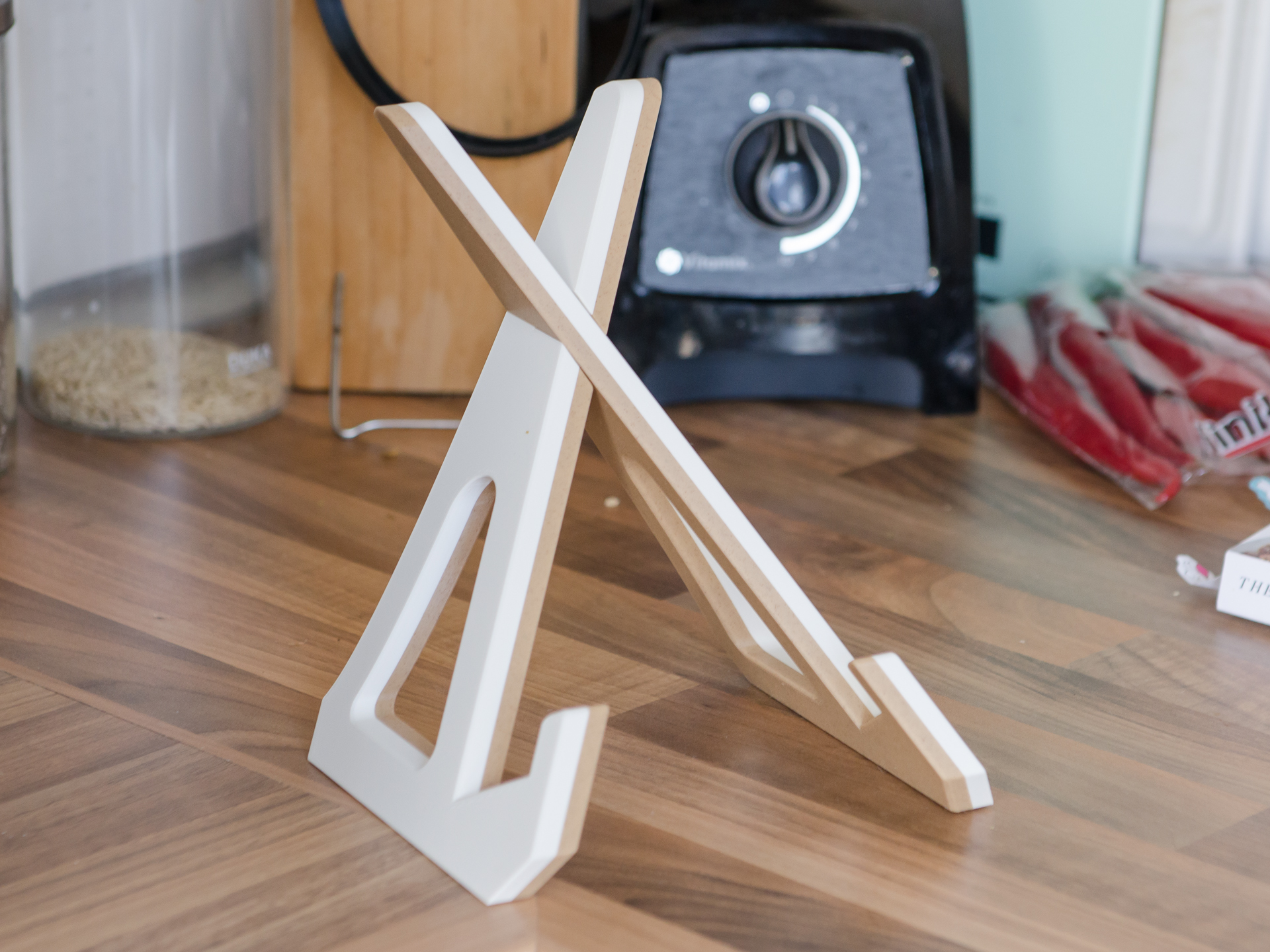 Miniatura 3 do modelo 3D elegant book stand