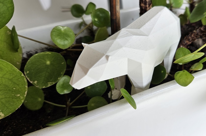Low Poly Polar Bear - Polyarctic Wonder