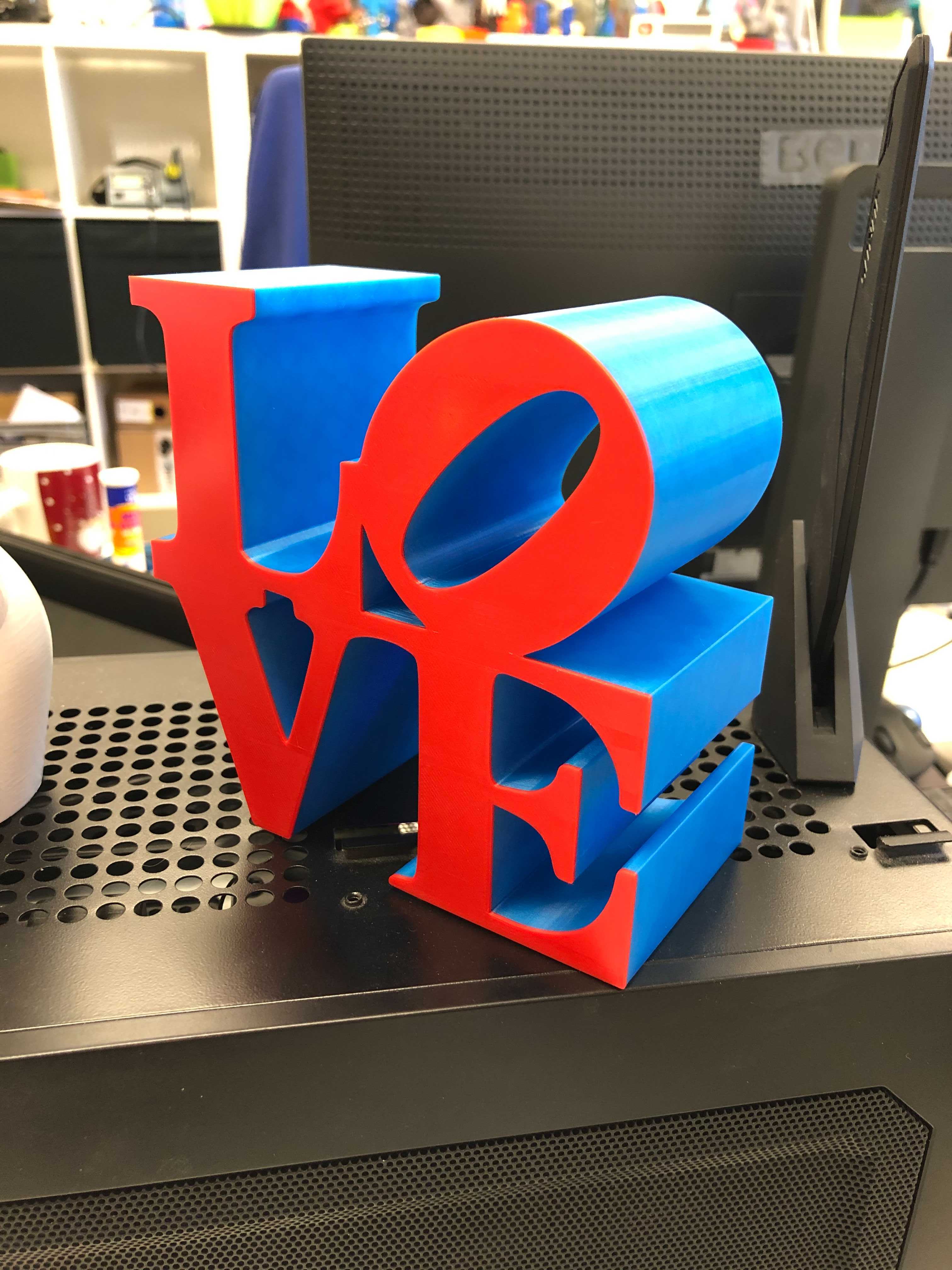 LOVE Sculpture by Veronika Hrušková Download free STL model