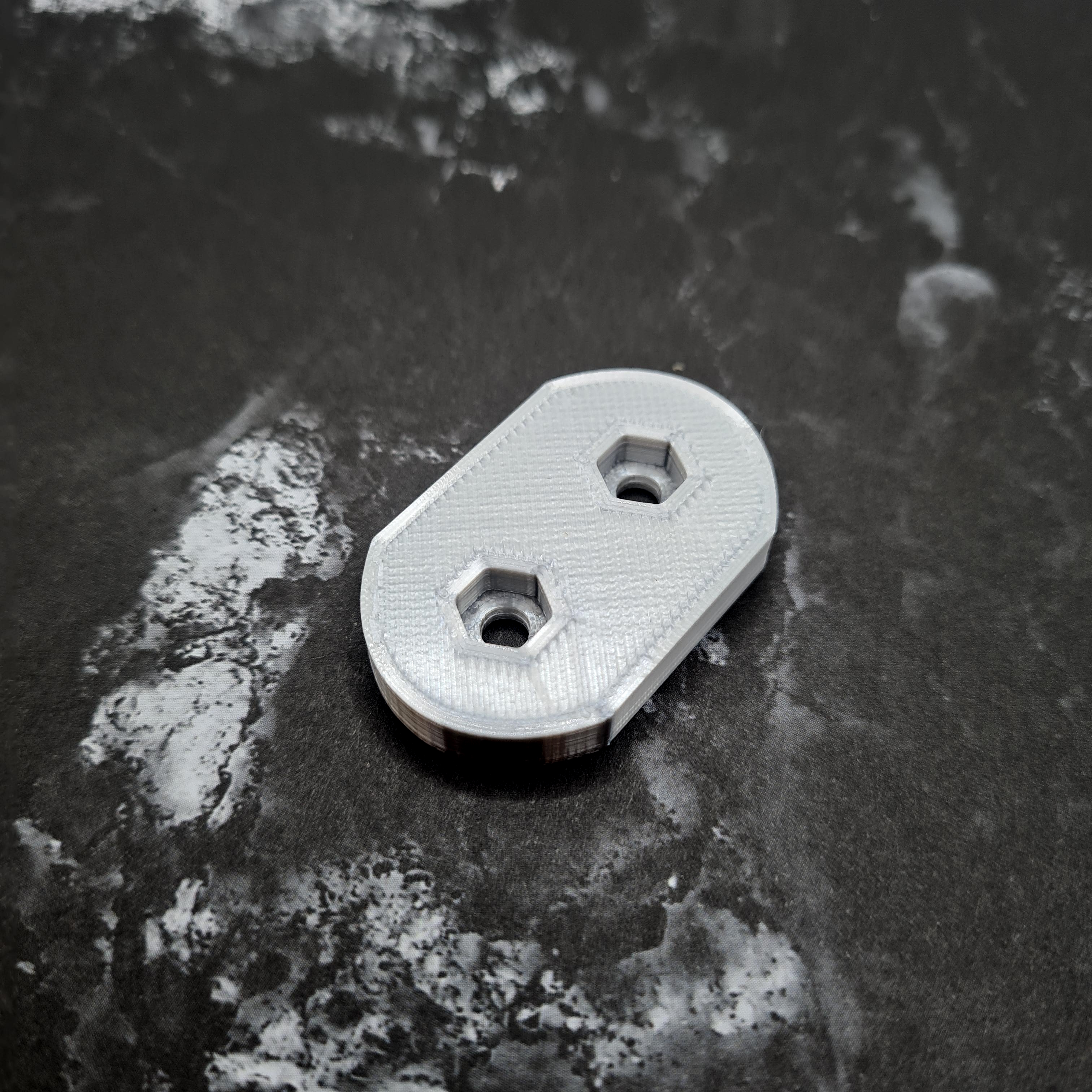 Tsurikawa Oval Strap Lock Bottom (with snap button) - JCreateNZ